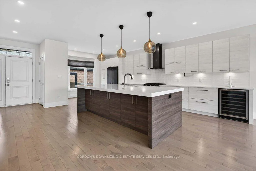 Photo 10 of 47 Bentley Crescent, Prince Edward County, South Marysburg Ward — HOMEH