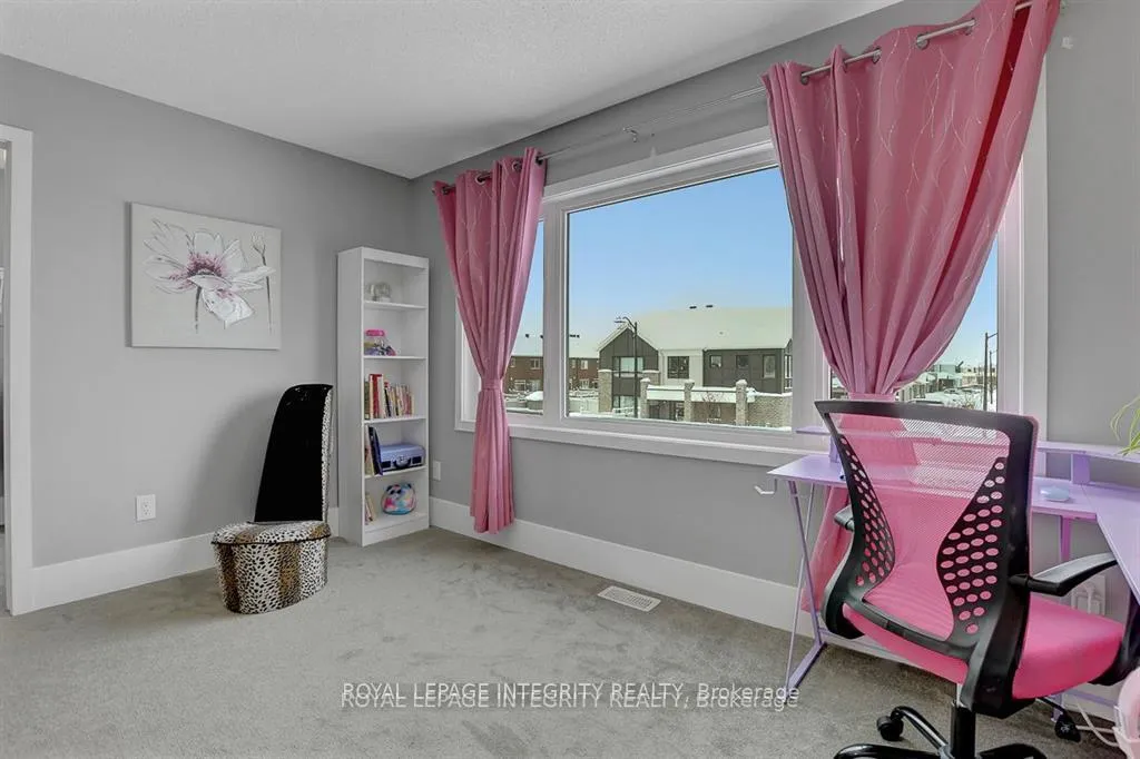 Photo 34 of 129 Reliance Ridge, Ottawa, Kanata - Emerald Meadows/Trailwest — HOMEH