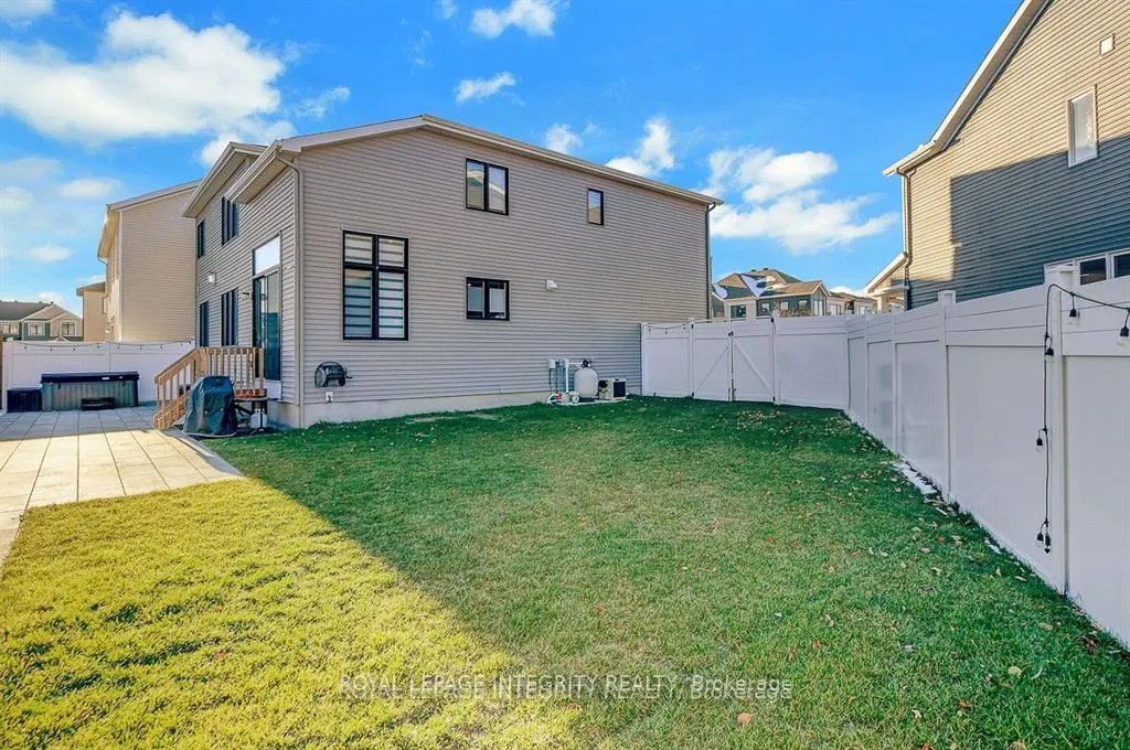 Photo 48 of 129 Reliance Ridge, Ottawa, Kanata - Emerald Meadows/Trailwest — HOMEH