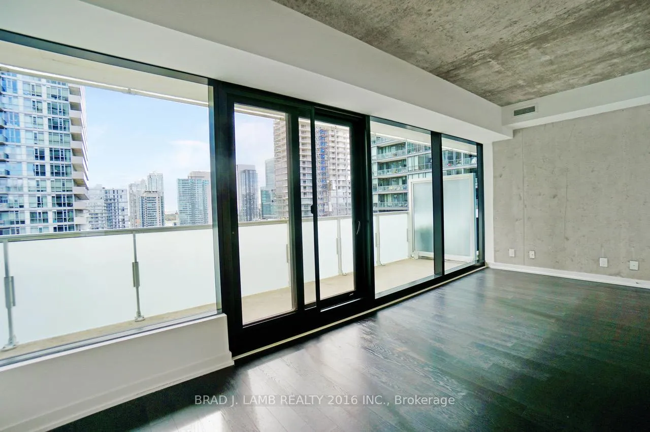 Photo 2 of Unit 1405, 11 Charlotte Street, Toronto, Waterfront Communities — HOMEH