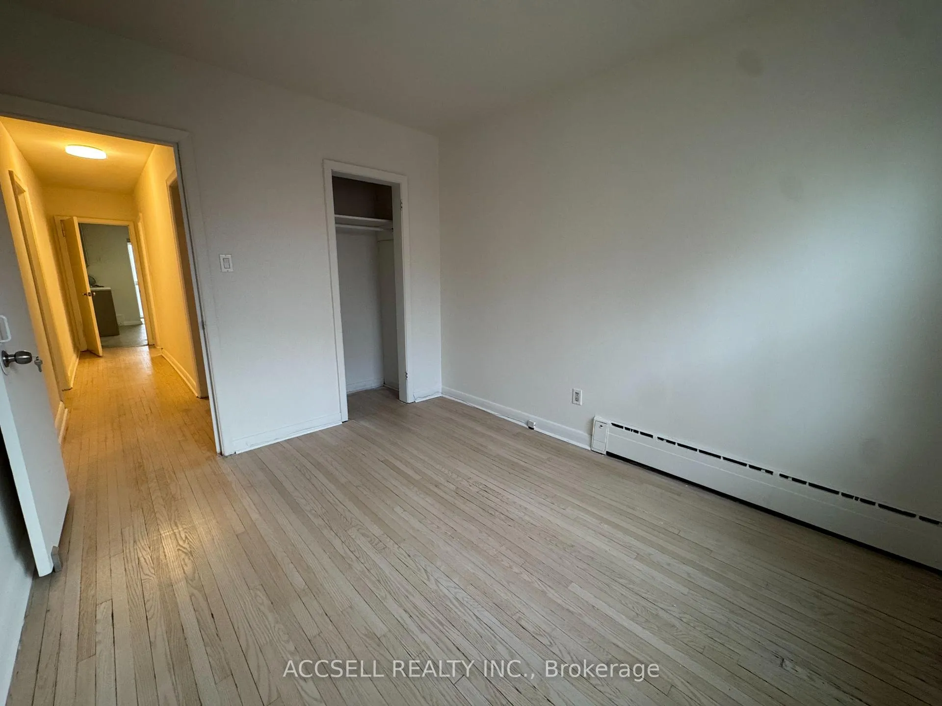 Photo 13 of Unit Upper, 99 Kenwood Avenue, Toronto, Humewood-Cedarvale — HOMEH