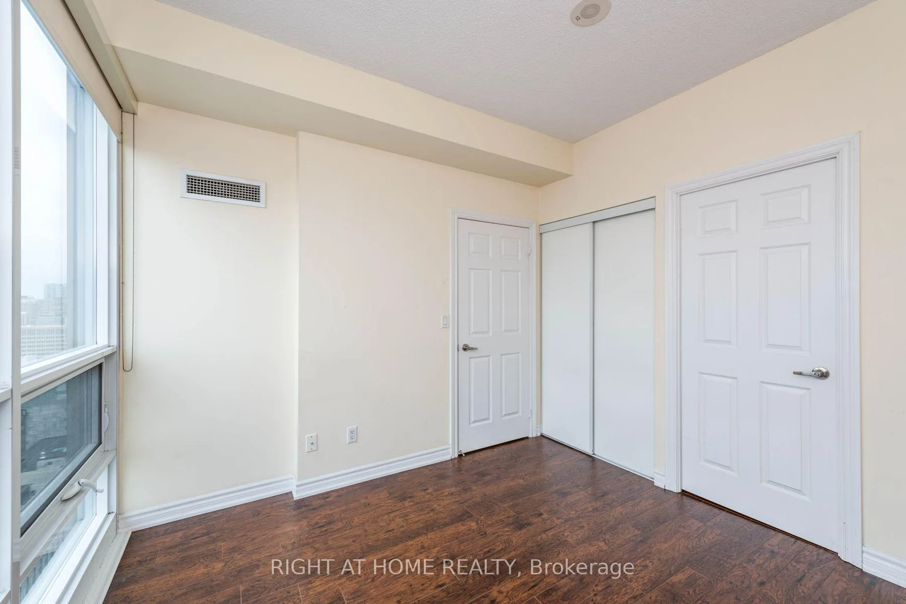 Photo 25 of Unit 2712, 761 Bay Street, Toronto, Bay Street Corridor — HOMEH