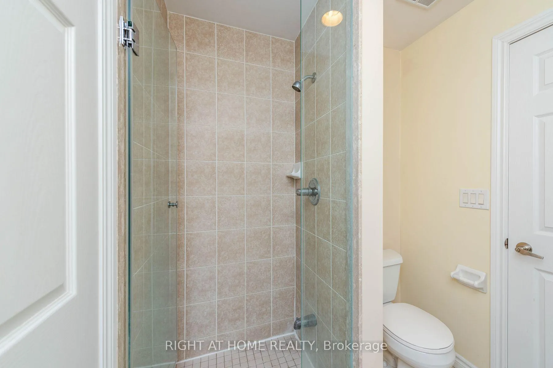 Photo 30 of Unit 2712, 761 Bay Street, Toronto, Bay Street Corridor — HOMEH