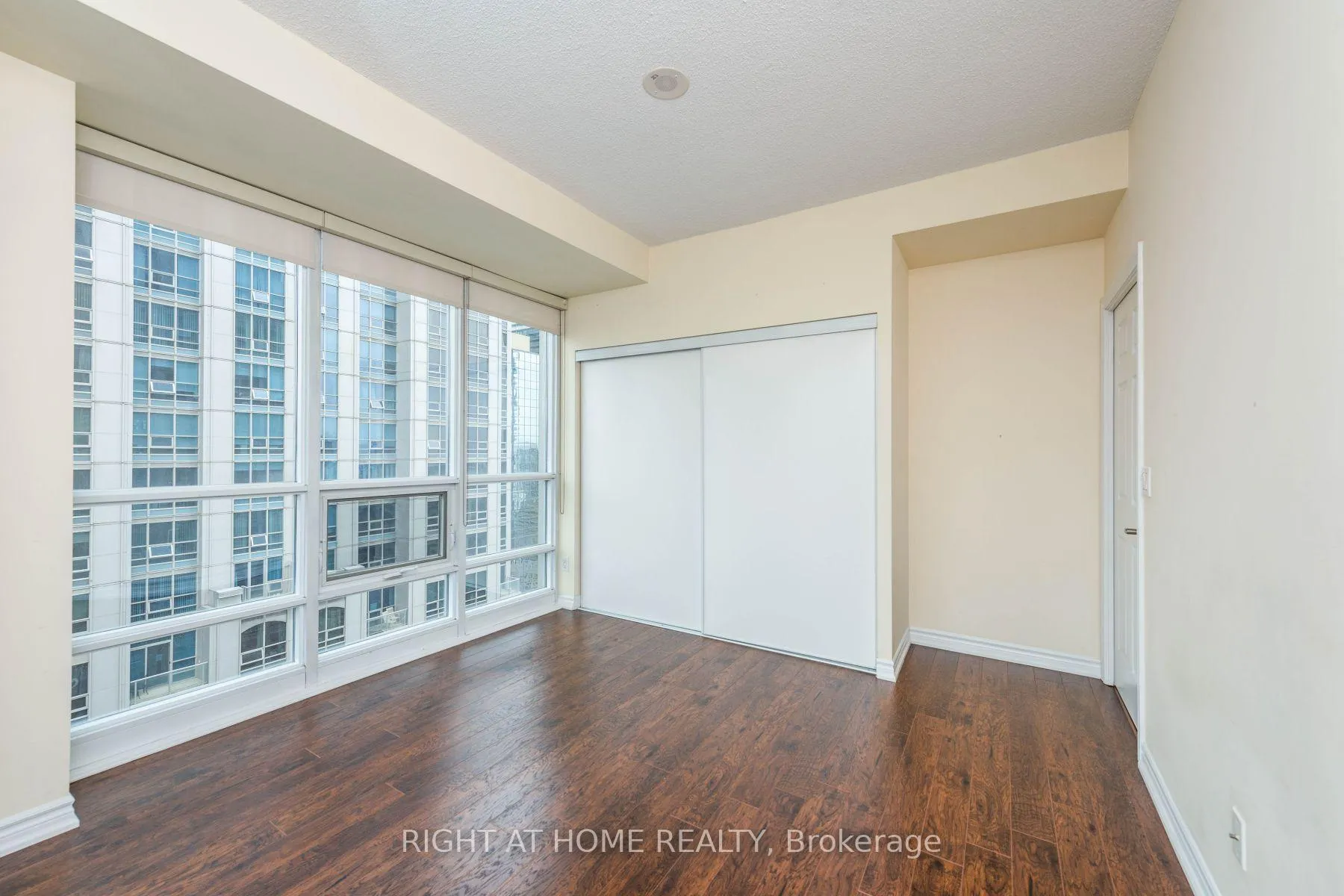 Photo 32 of Unit 2712, 761 Bay Street, Toronto, Bay Street Corridor — HOMEH