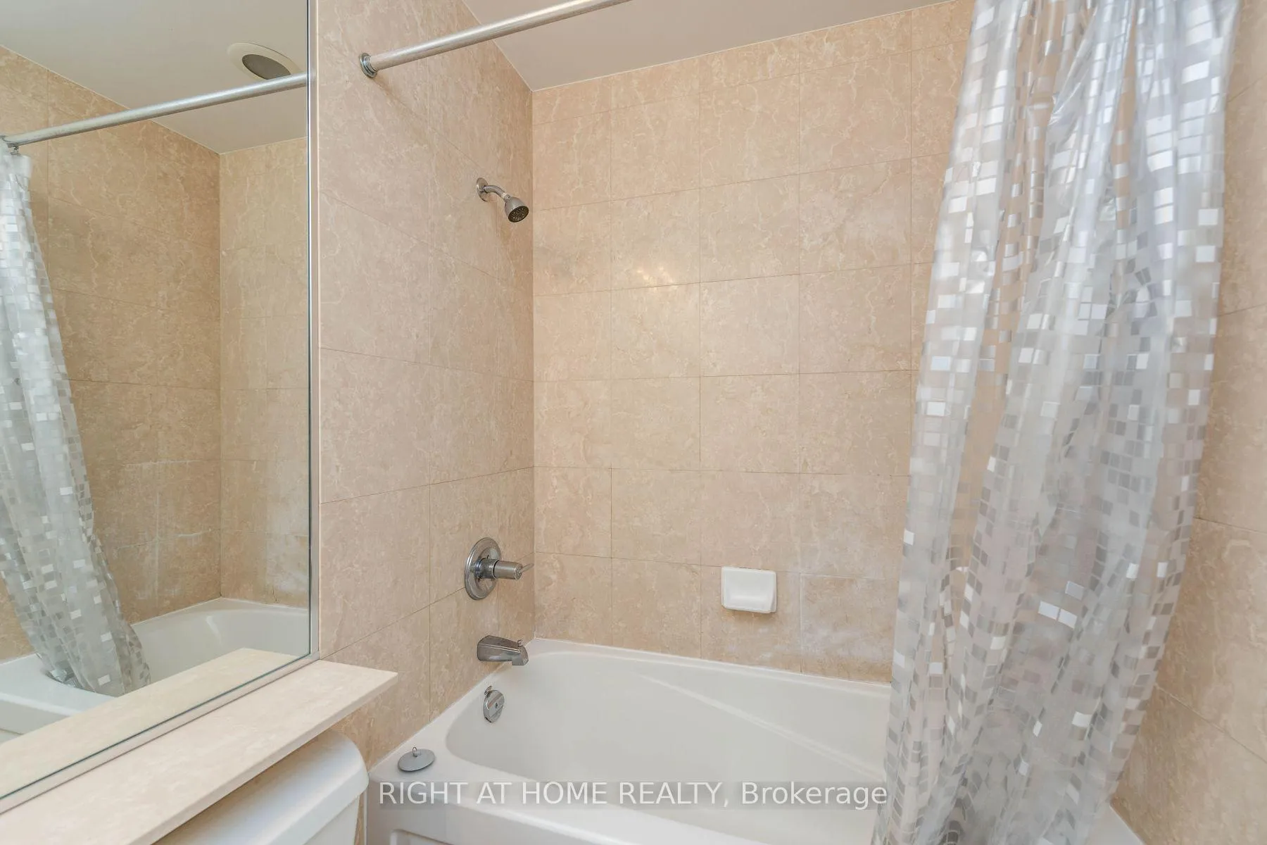 Photo 37 of Unit 2712, 761 Bay Street, Toronto, Bay Street Corridor — HOMEH