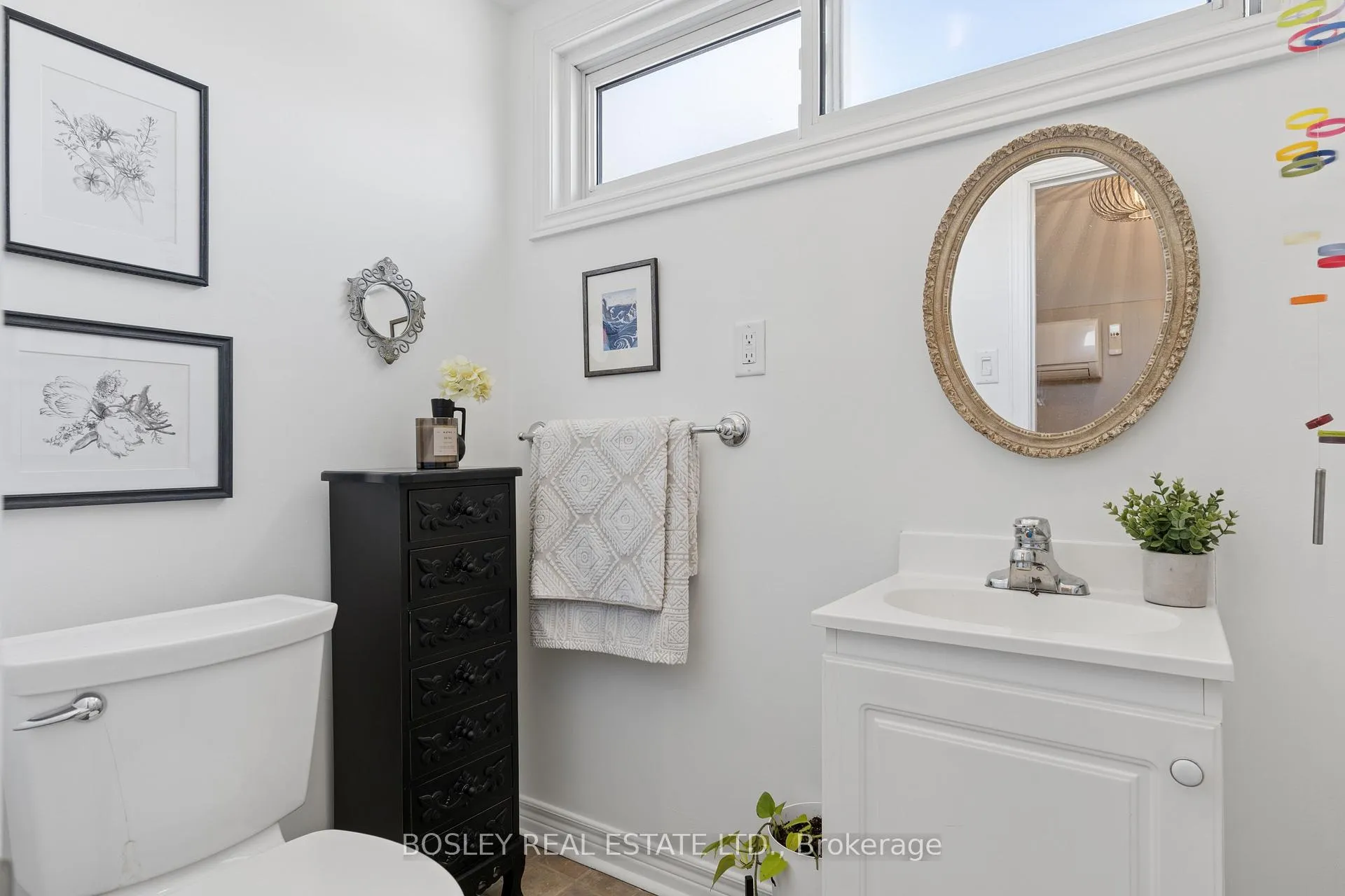 Photo 22 of 66 Ninth Street, Etobicoke, New Toronto — HOMEH