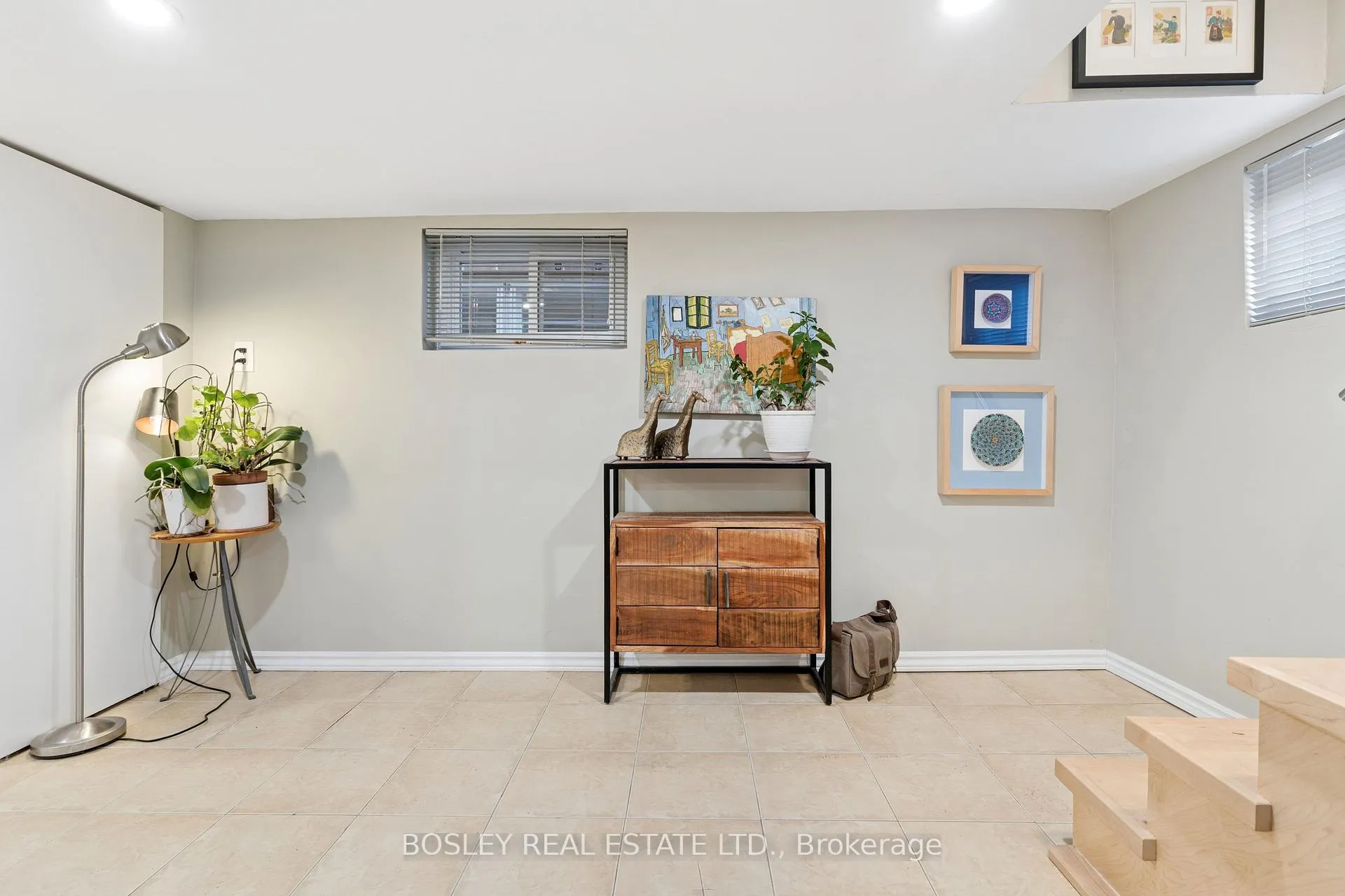 Photo 27 of 66 Ninth Street, Etobicoke, New Toronto — HOMEH