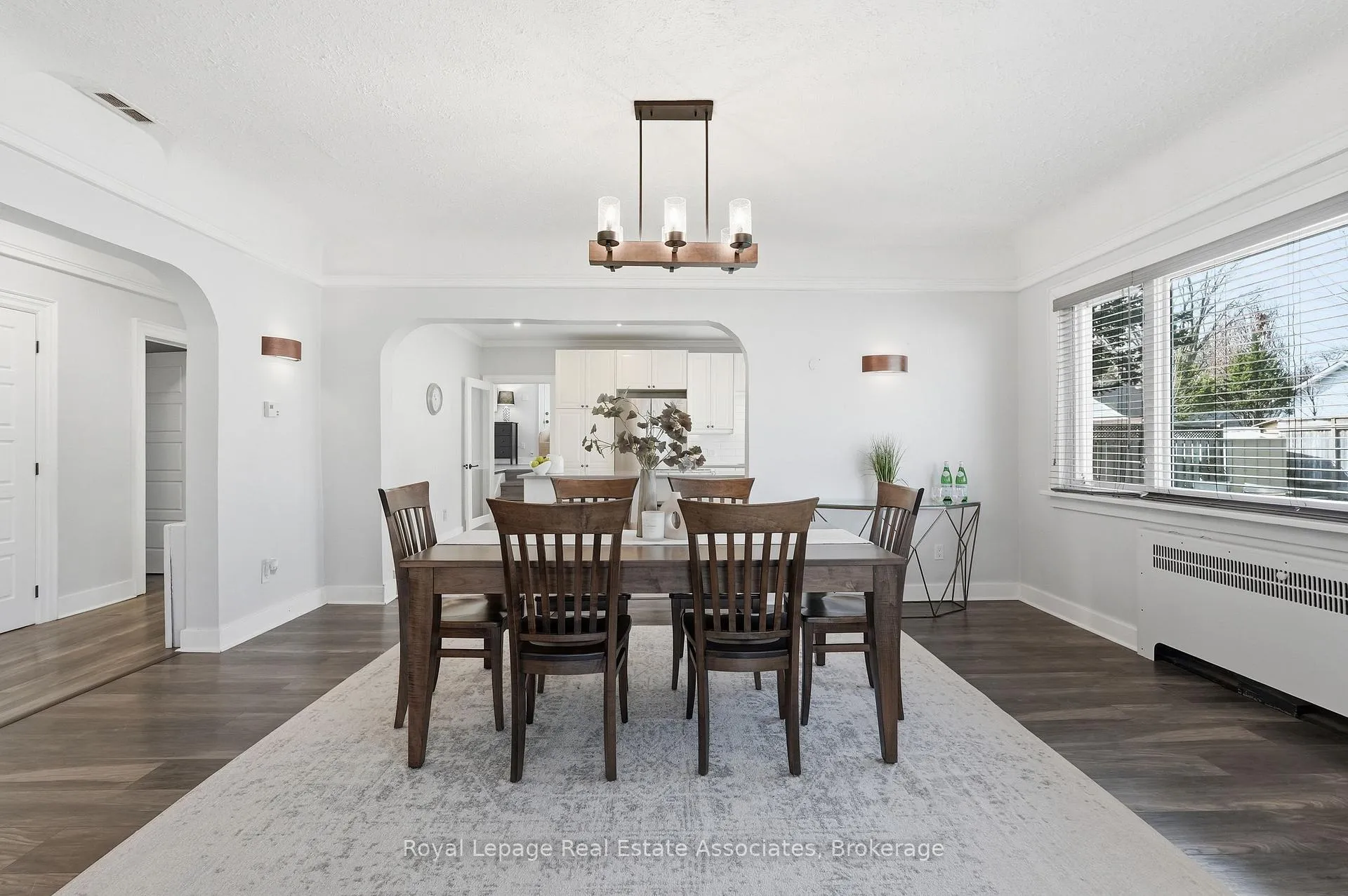 Photo 11 of 56 King Street, Halton Hills, Georgetown — HOMEH
