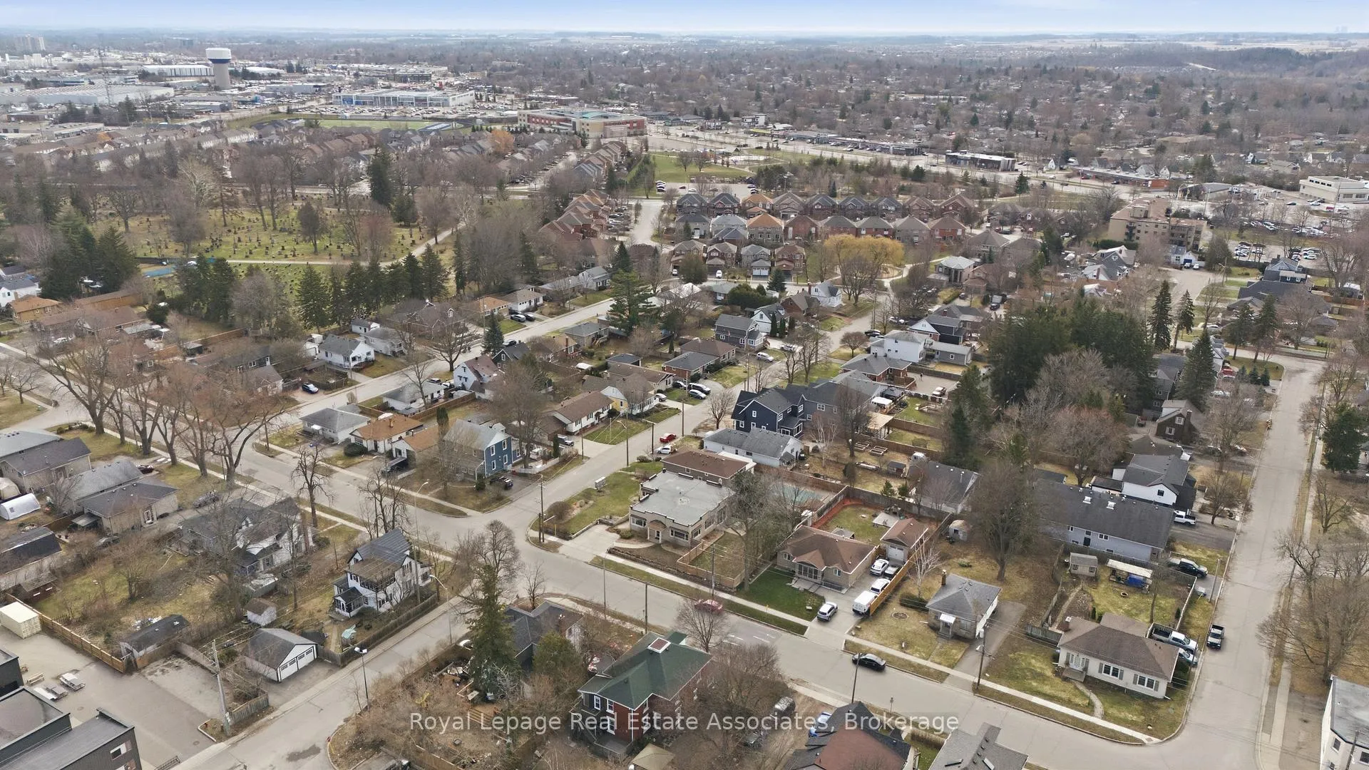 Photo 50 of 56 King Street, Halton Hills, Georgetown — HOMEH