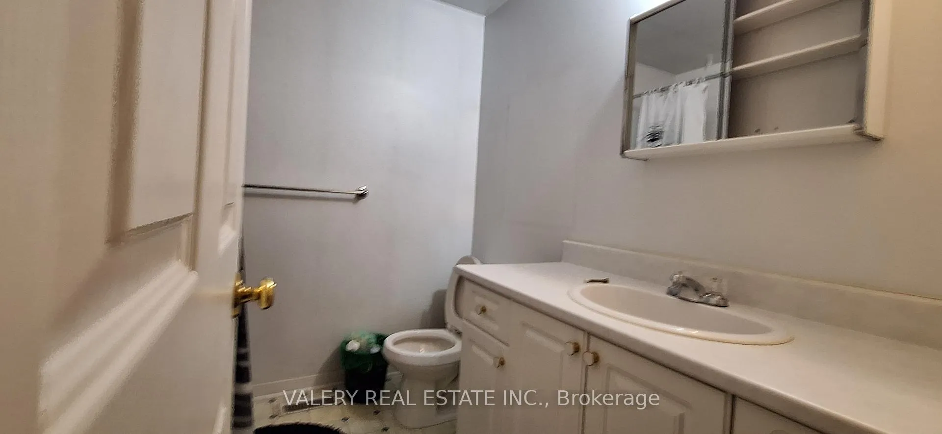 Photo 14 of 91 Greenbush Crescent, Vaughan, Maple — HOMEH