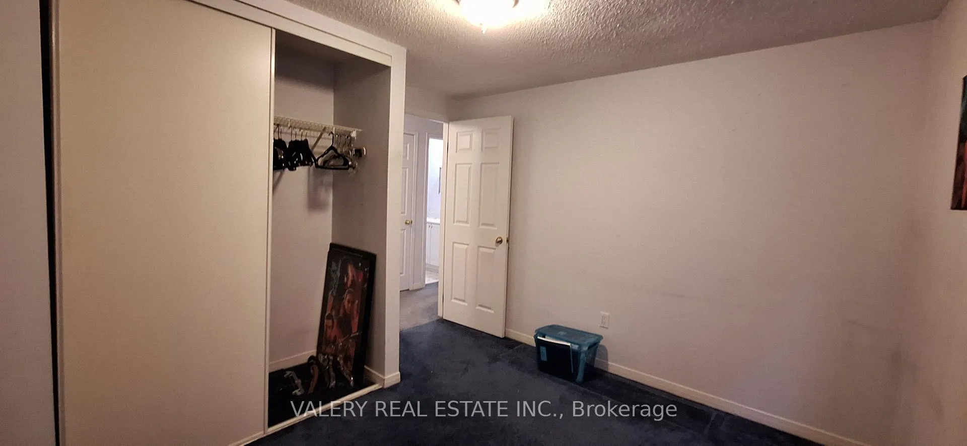 Photo 15 of 91 Greenbush Crescent, Vaughan, Maple — HOMEH