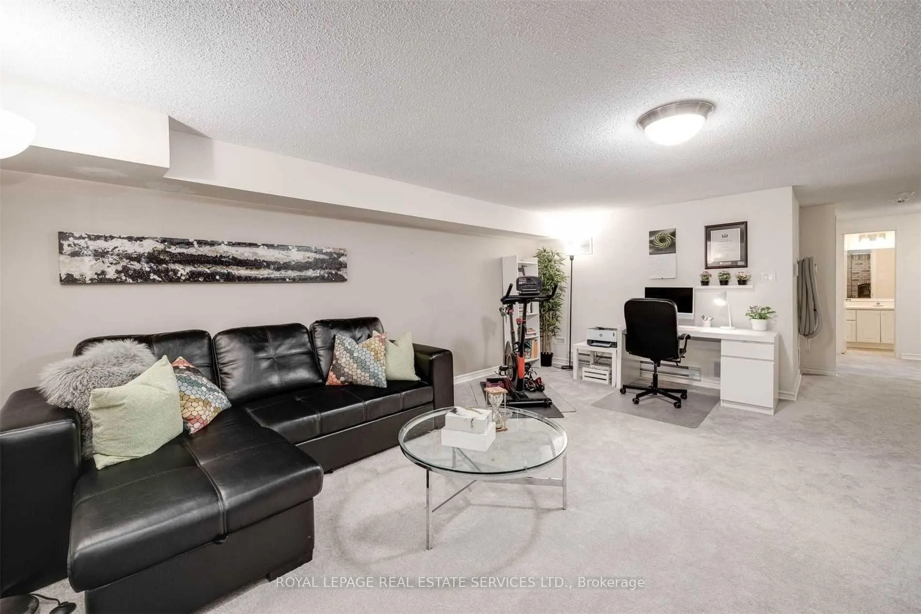 Photo 30 of 103 Confederation Way, Markham, Thornhill — HOMEH