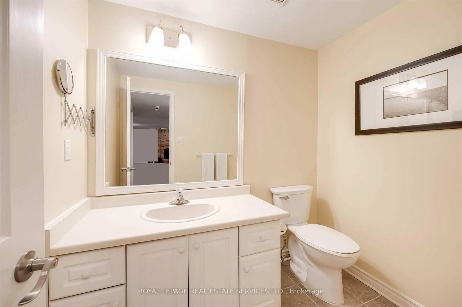 Photo 32 of 103 Confederation Way, Markham, Thornhill — HOMEH