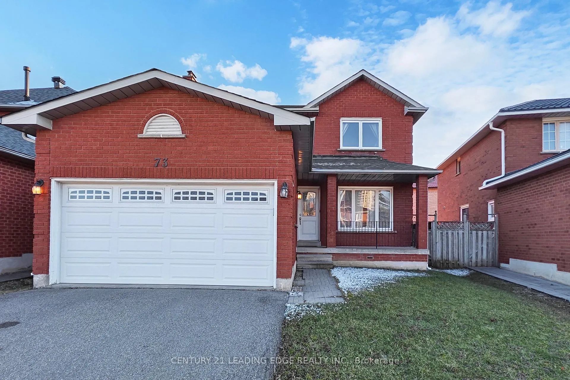 Photo 3 of 73 Hullrick Drive, Etobicoke, West Humber-Clairville — HOMEH
