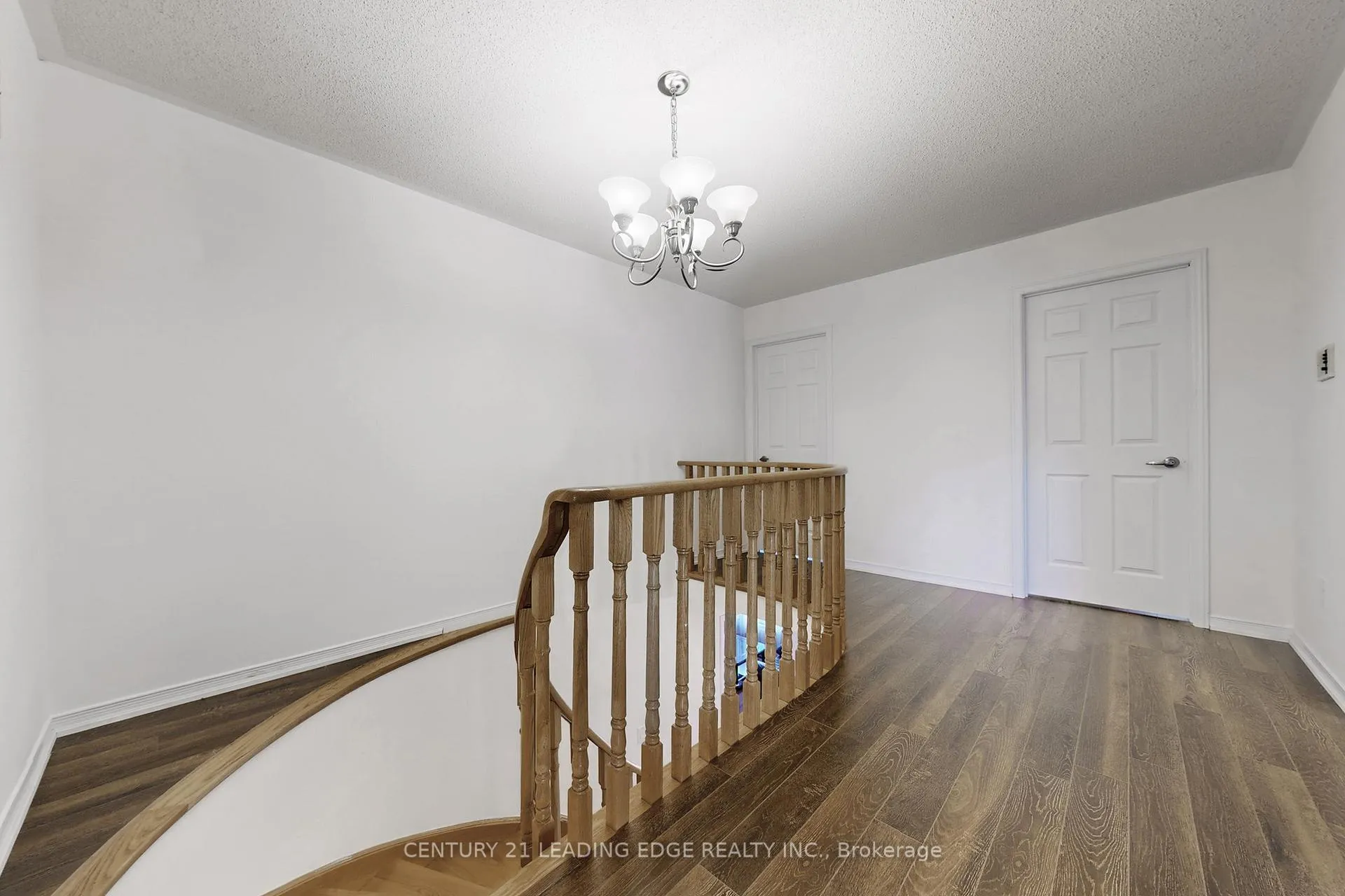 Photo 21 of 73 Hullrick Drive, Etobicoke, West Humber-Clairville — HOMEH
