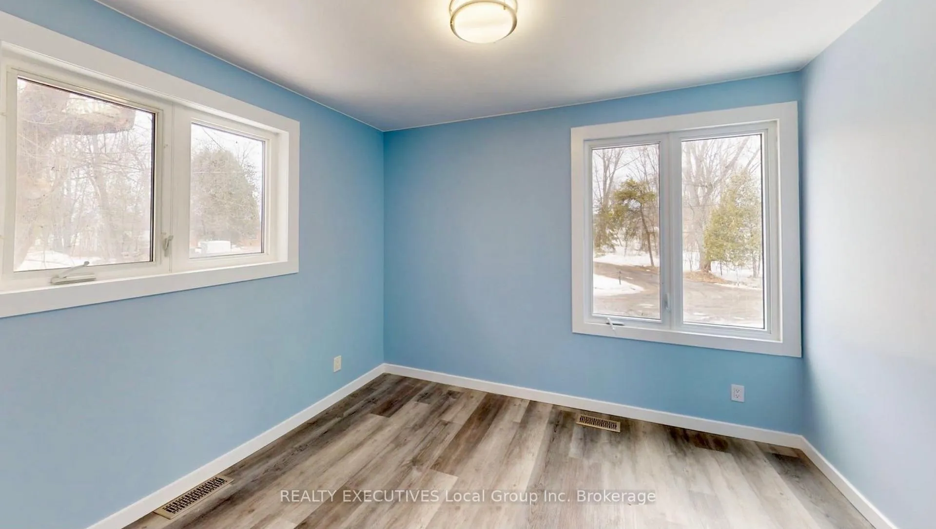 Photo 16 of 10 Mowat Crescent W, North Bay, Ferris — HOMEH