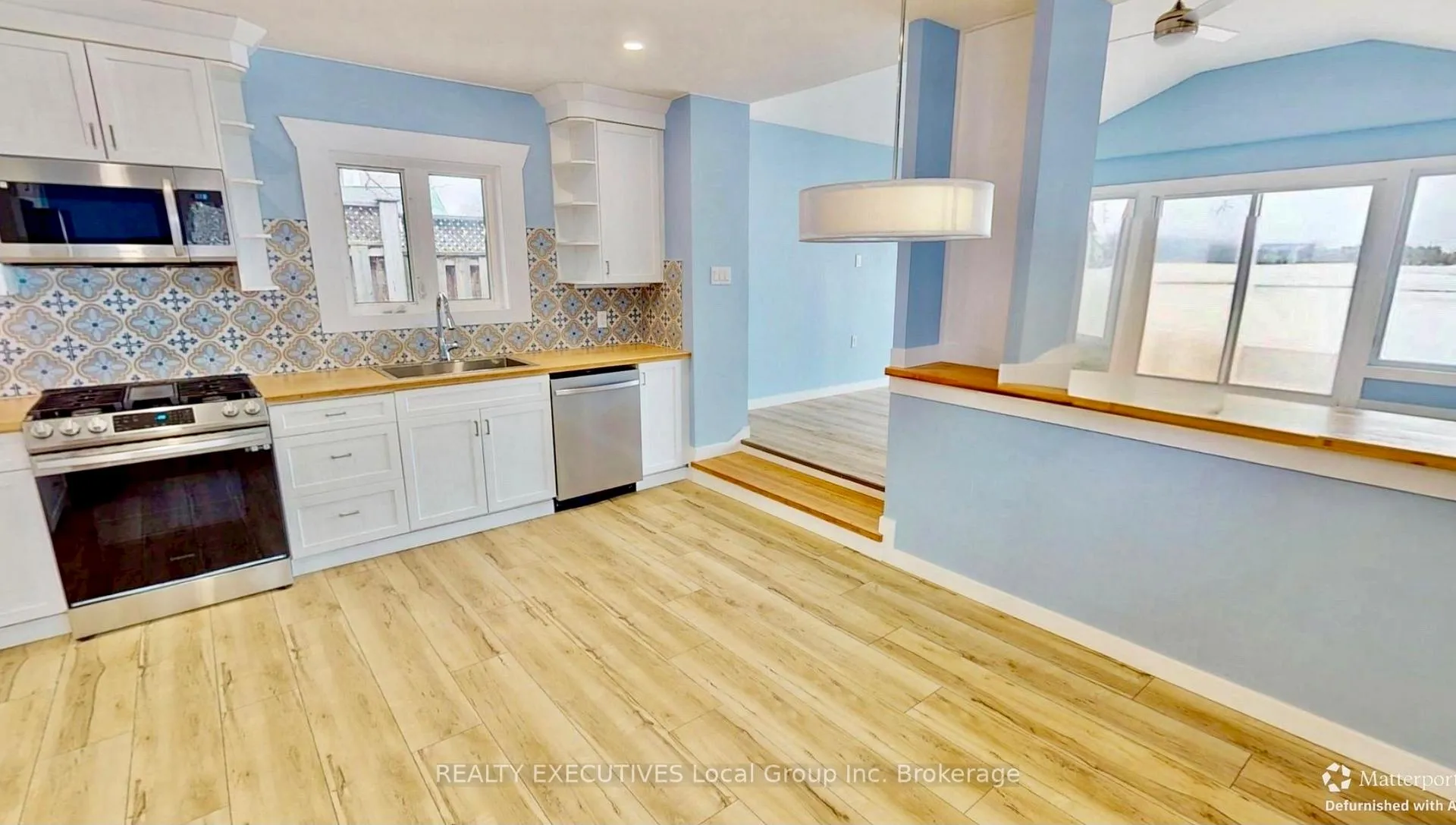 Photo 31 of 10 Mowat Crescent W, North Bay, Ferris — HOMEH