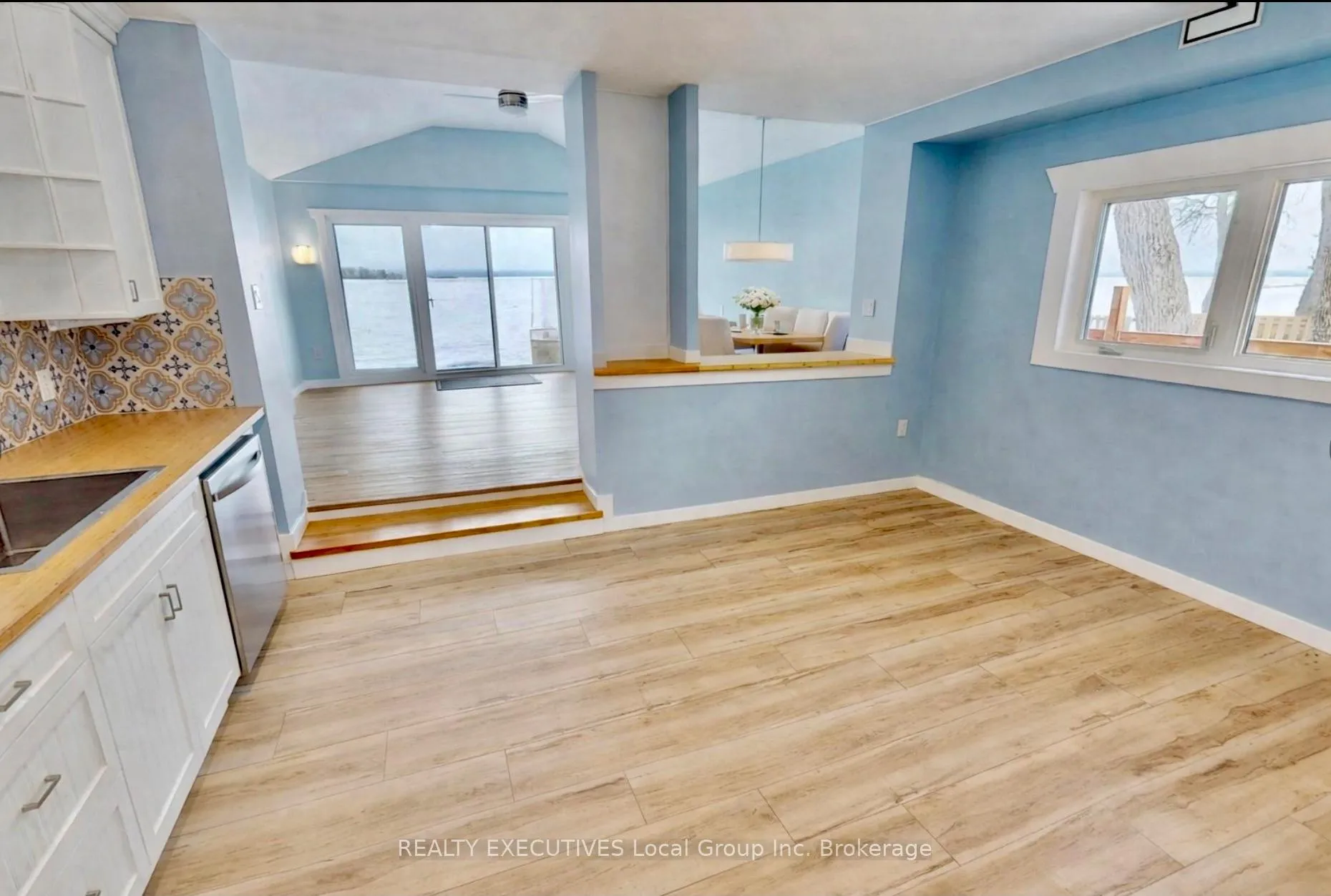 Photo 33 of 10 Mowat Crescent W, North Bay, Ferris — HOMEH