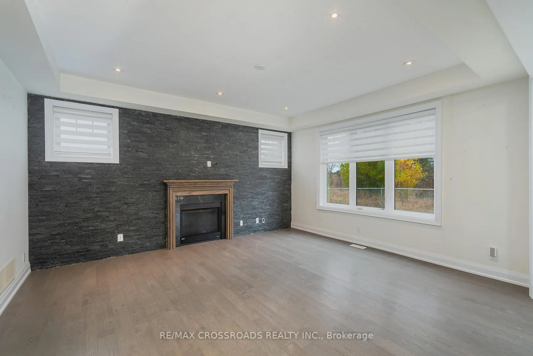 Photo 10 of 2300 Dobbinton Street, Oshawa, Windfields — HOMEH