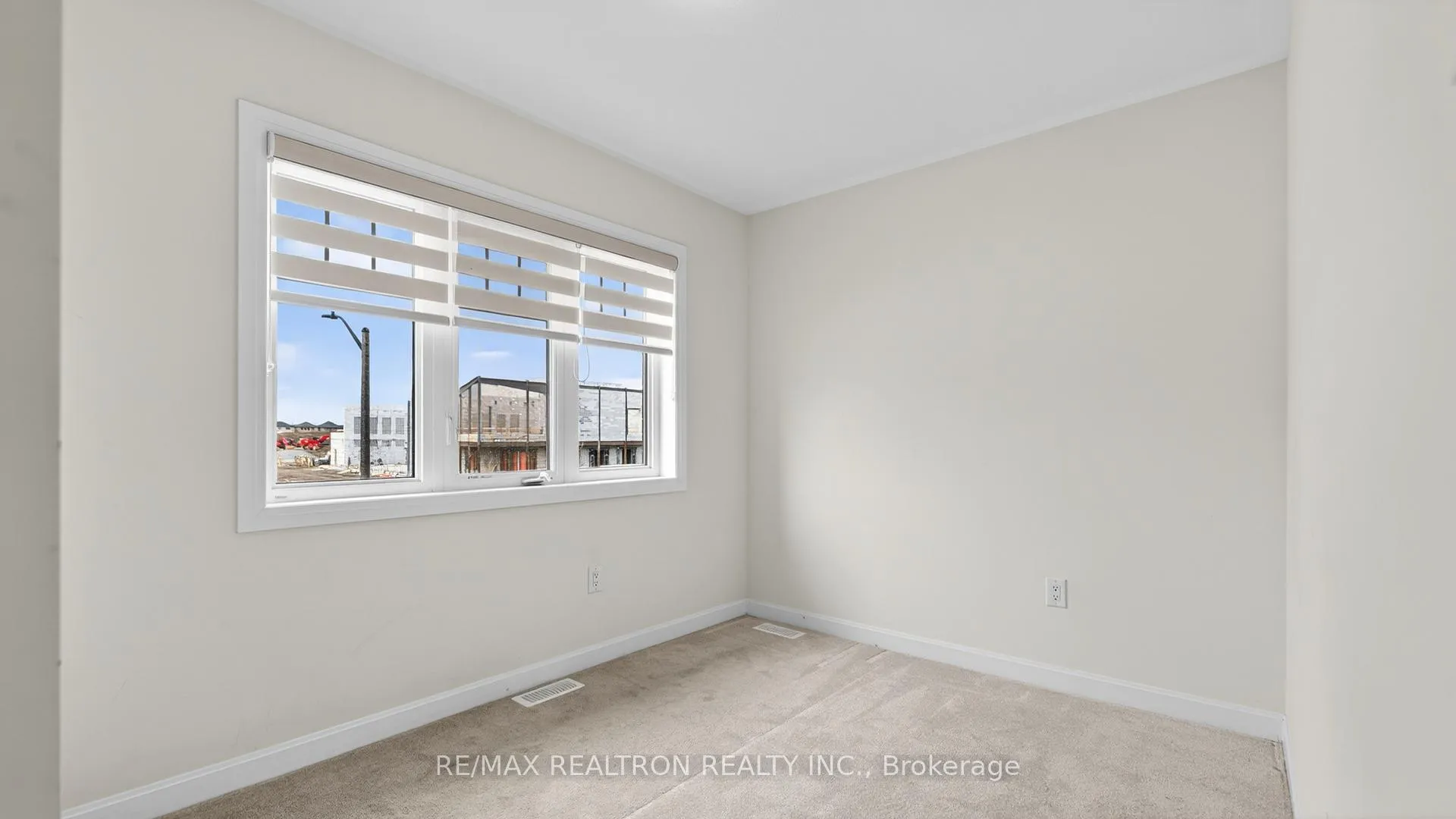 Photo 28 of 39 Cisco Drive, Whitby, Lynde Creek — HOMEH