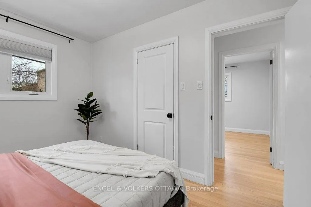 Photo 16 of 863 Duberry Street, Ottawa, McKellar Heights/Glabar Park — HOMEH