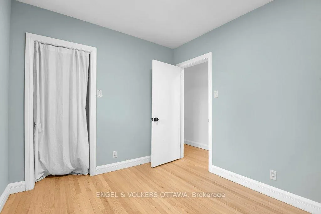 Photo 20 of 863 Duberry Street, Ottawa, McKellar Heights/Glabar Park — HOMEH