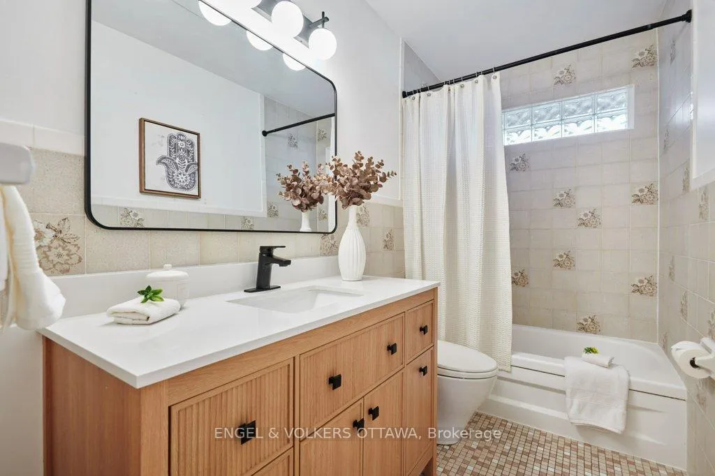 Photo 21 of 863 Duberry Street, Ottawa, McKellar Heights/Glabar Park — HOMEH