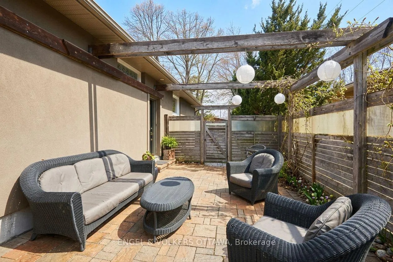 Photo 31 of 863 Duberry Street, Ottawa, McKellar Heights/Glabar Park — HOMEH