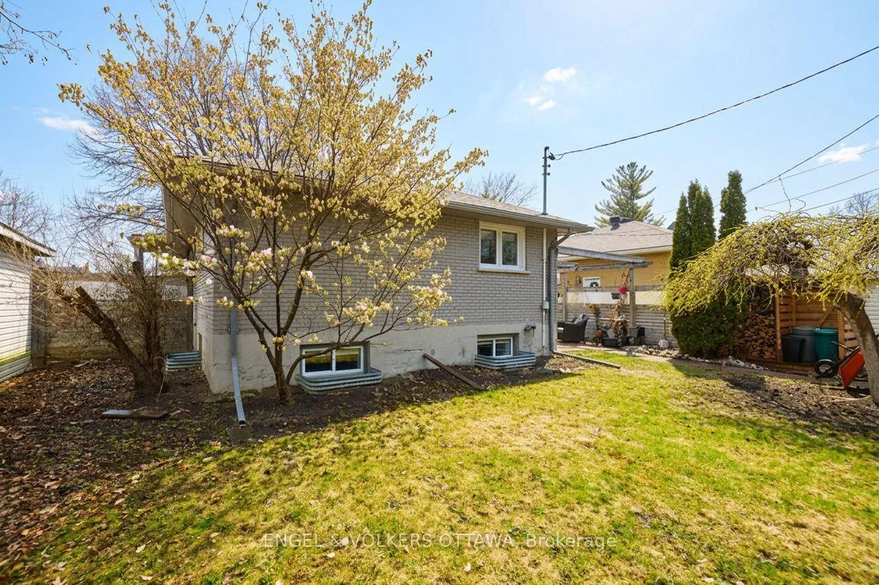Photo 37 of 863 Duberry Street, Ottawa, McKellar Heights/Glabar Park — HOMEH
