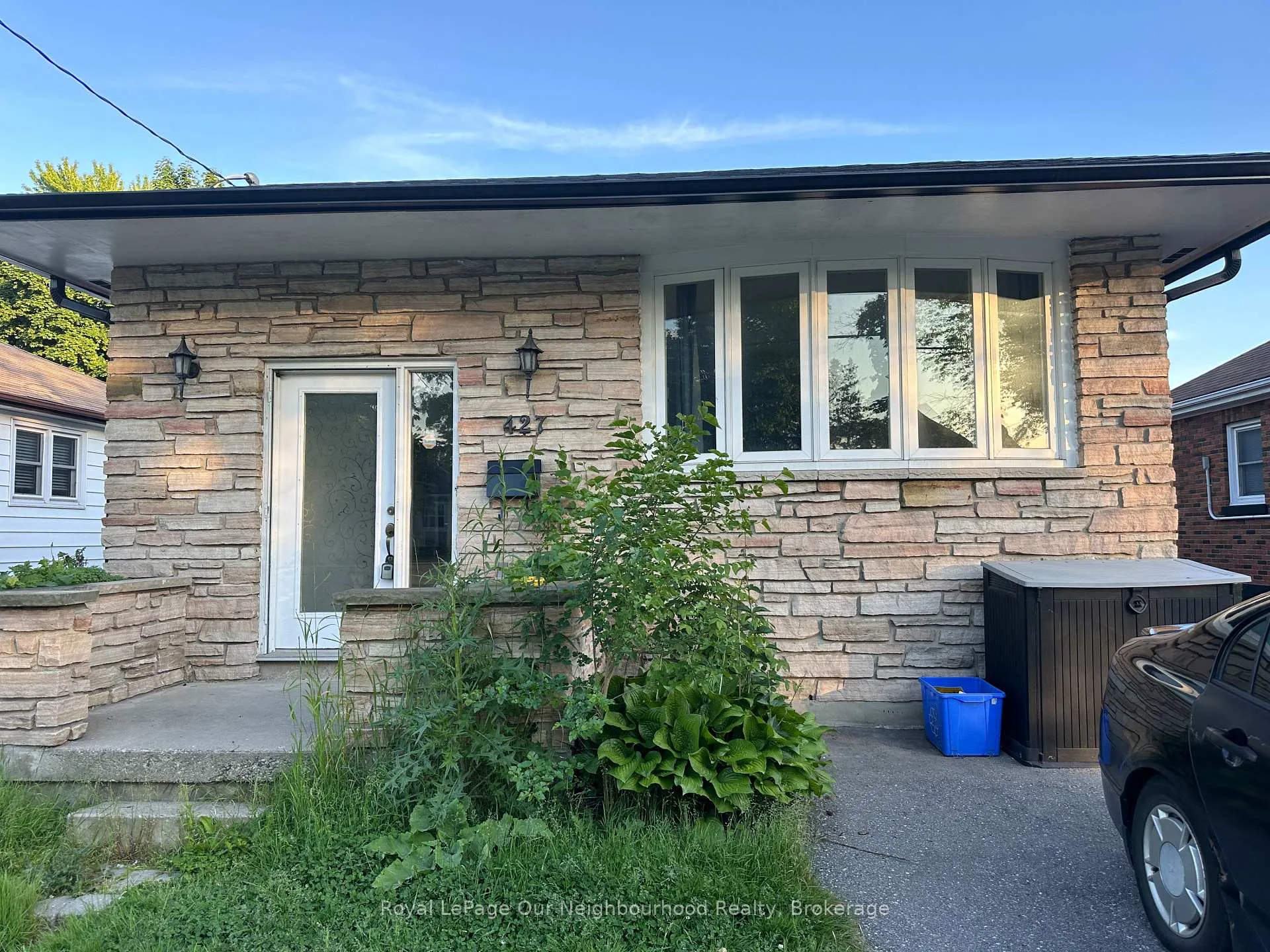 Photo 1 of 427 Adelaide Avenue W, Oshawa, McLaughlin — HOMEH
