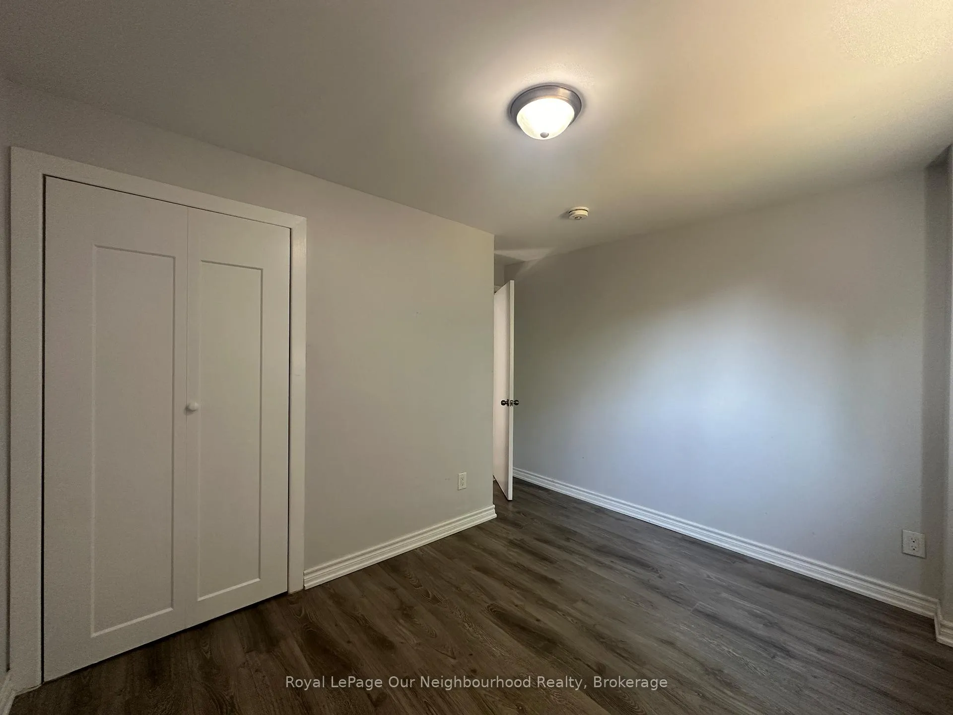Photo 18 of 427 Adelaide Avenue W, Oshawa, McLaughlin — HOMEH