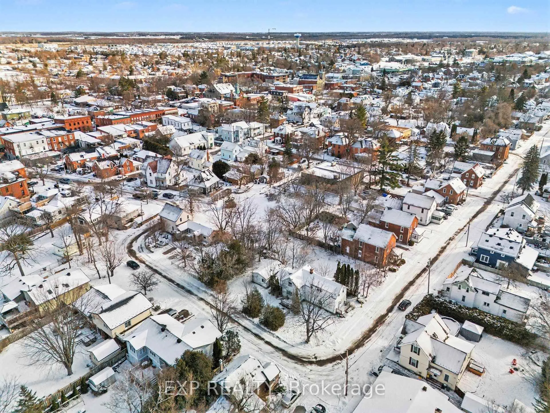Photo 6 of 135 Charles Street, Carleton Place — HOMEH