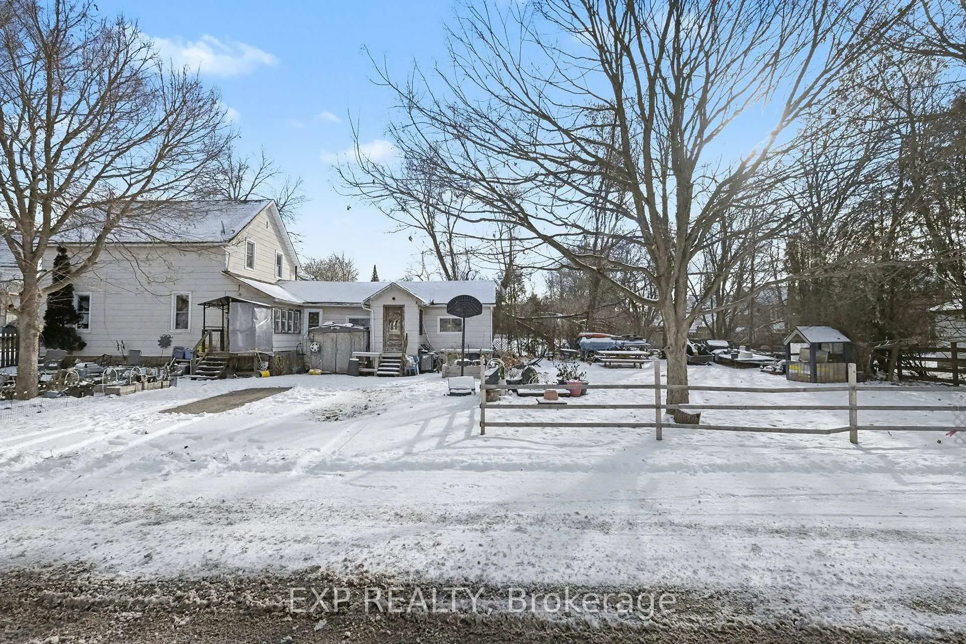 Photo 12 of 139 Charles Street, Carleton Place — HOMEH