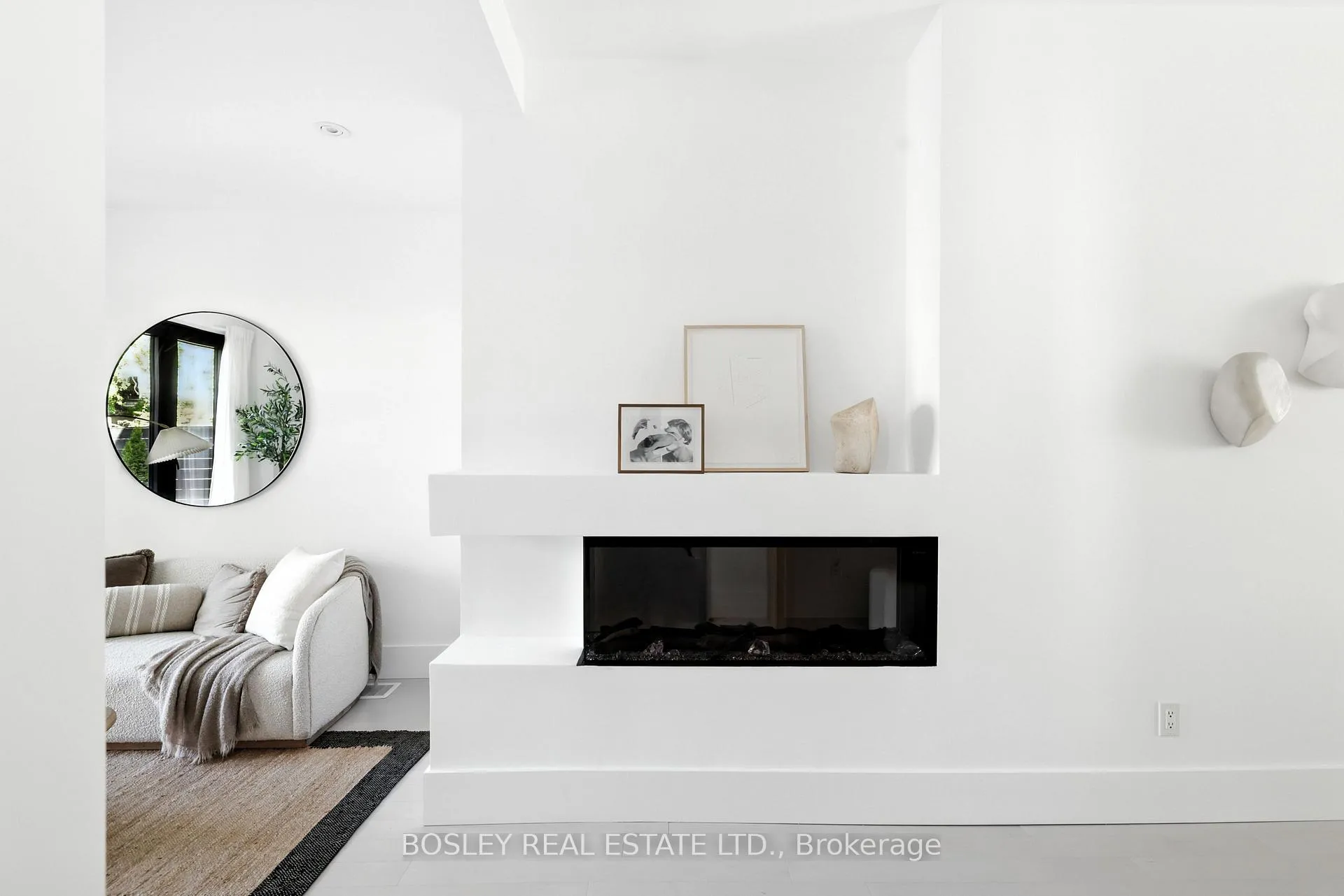 Photo 5 of 137 Munro Street, Toronto, South Riverdale — HOMEH