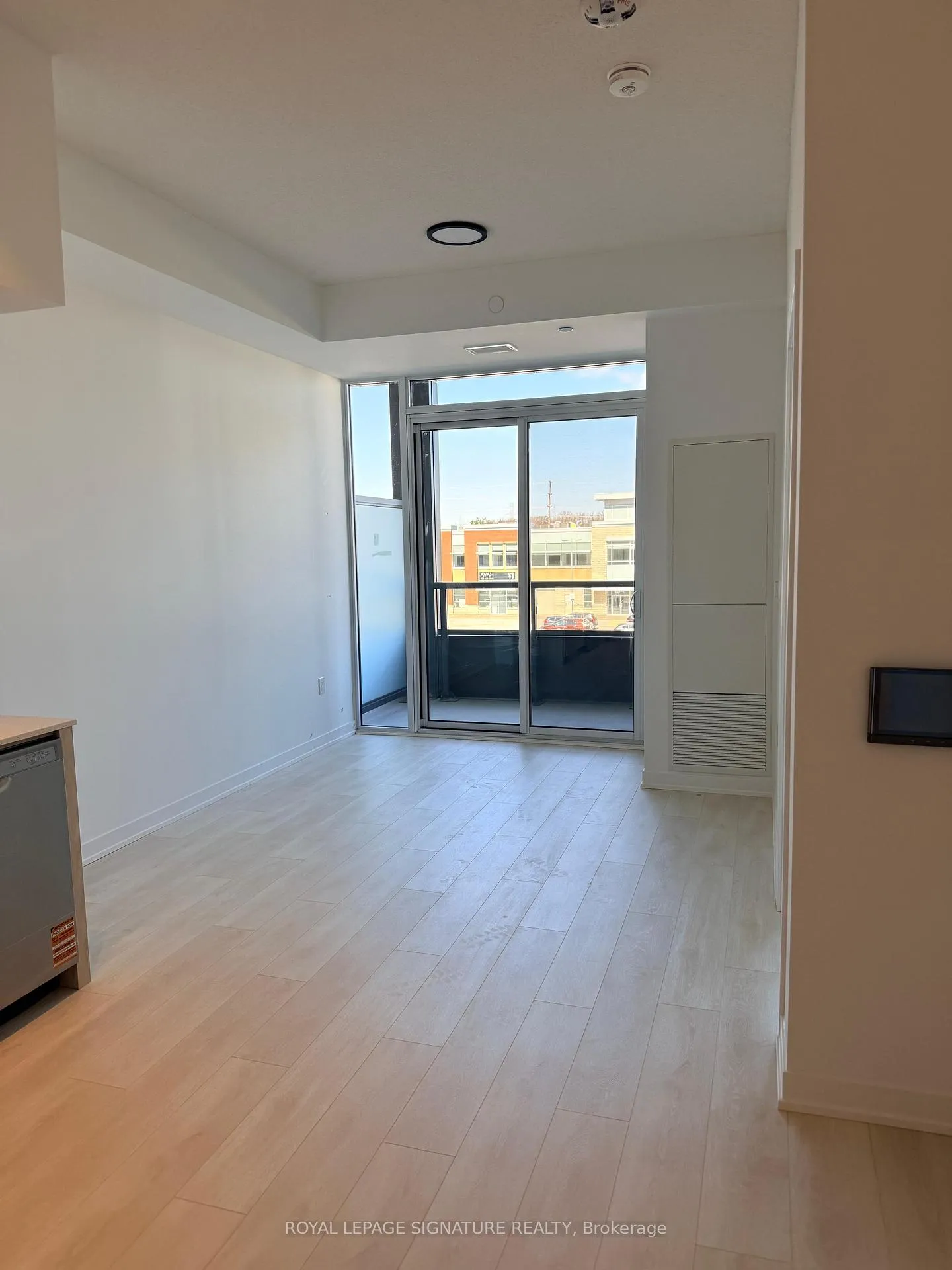 Photo 4 of Unit 331, 4853 Thomas Alton Boulevard, Burlington, Alton — HOMEH