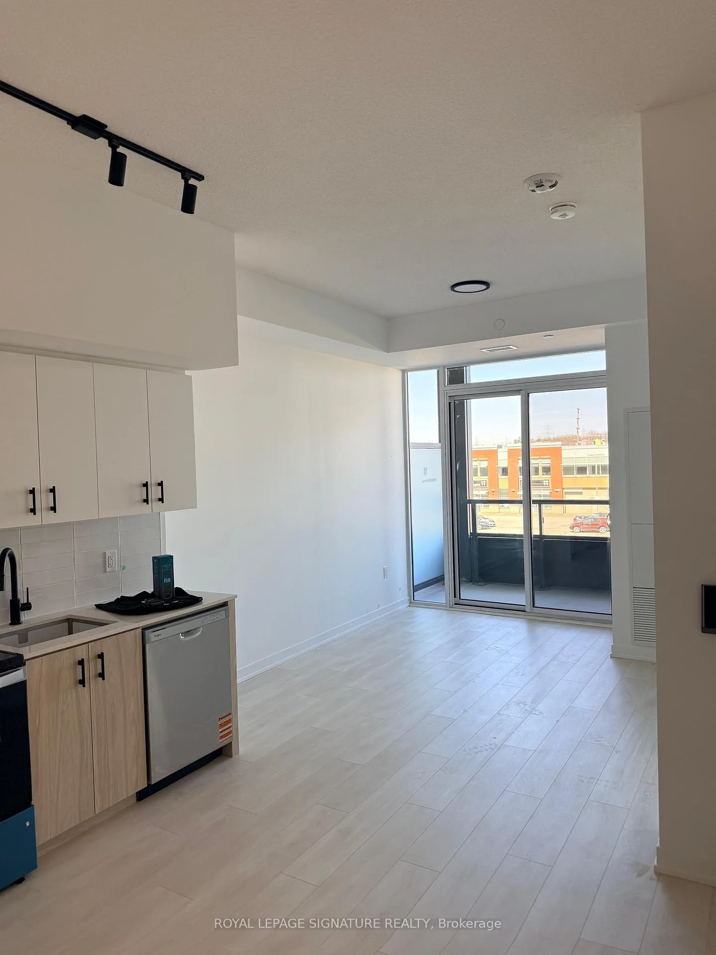 Photo 6 of Unit 331, 4853 Thomas Alton Boulevard, Burlington, Alton — HOMEH