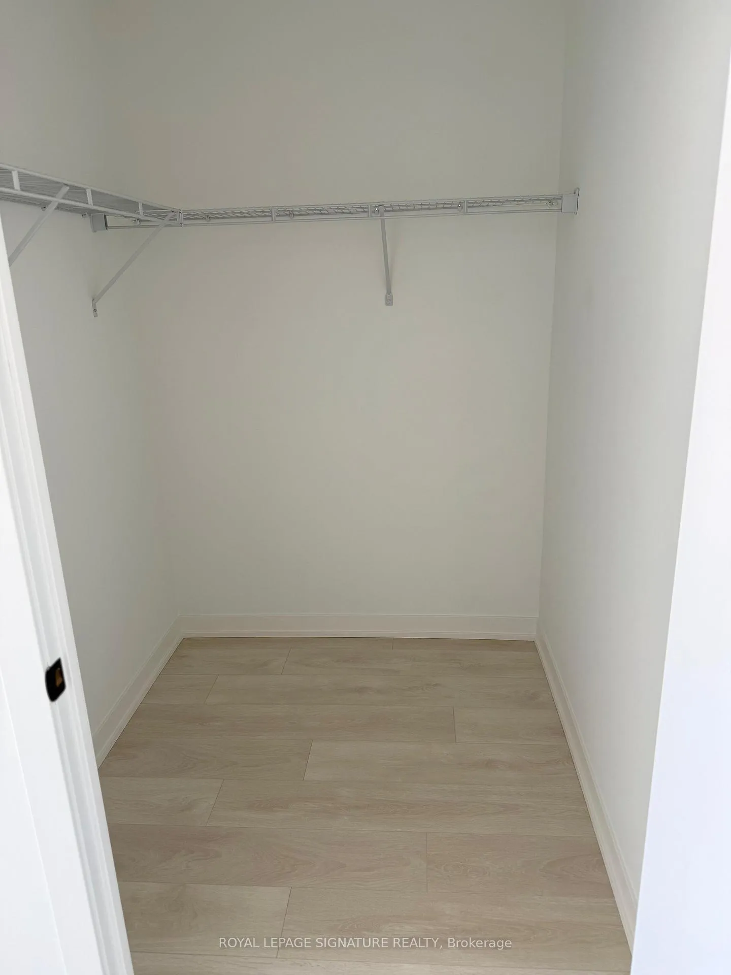 Photo 9 of Unit 331, 4853 Thomas Alton Boulevard, Burlington, Alton — HOMEH