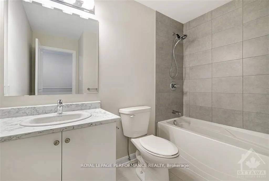 Photo 14 of 110 Paloma Circle, Ottawa, Barrhaven - Heritage Park — HOMEH
