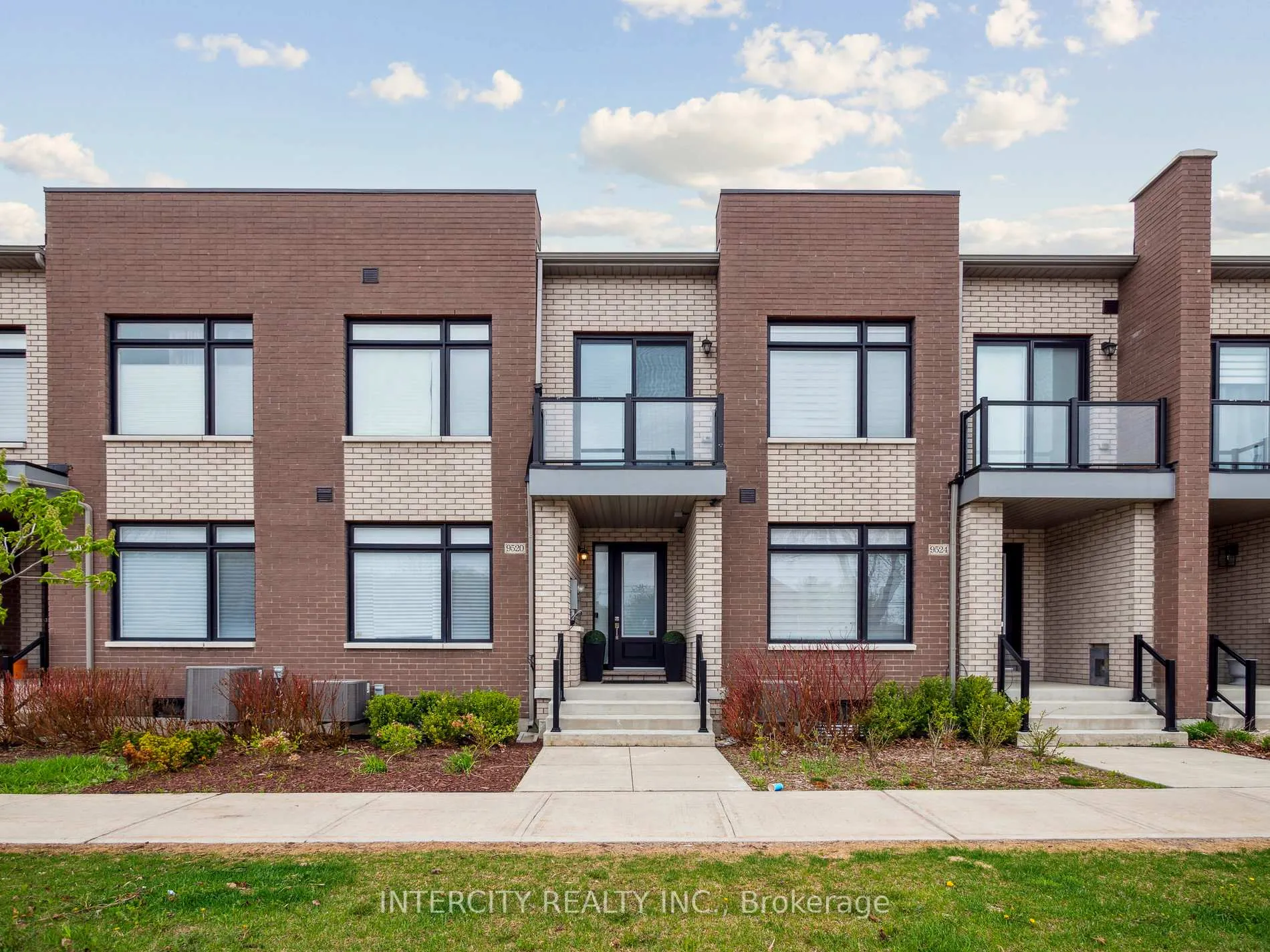 Photo 1 of 9520 Weston Road, Vaughan, Vellore Village — HOMEH