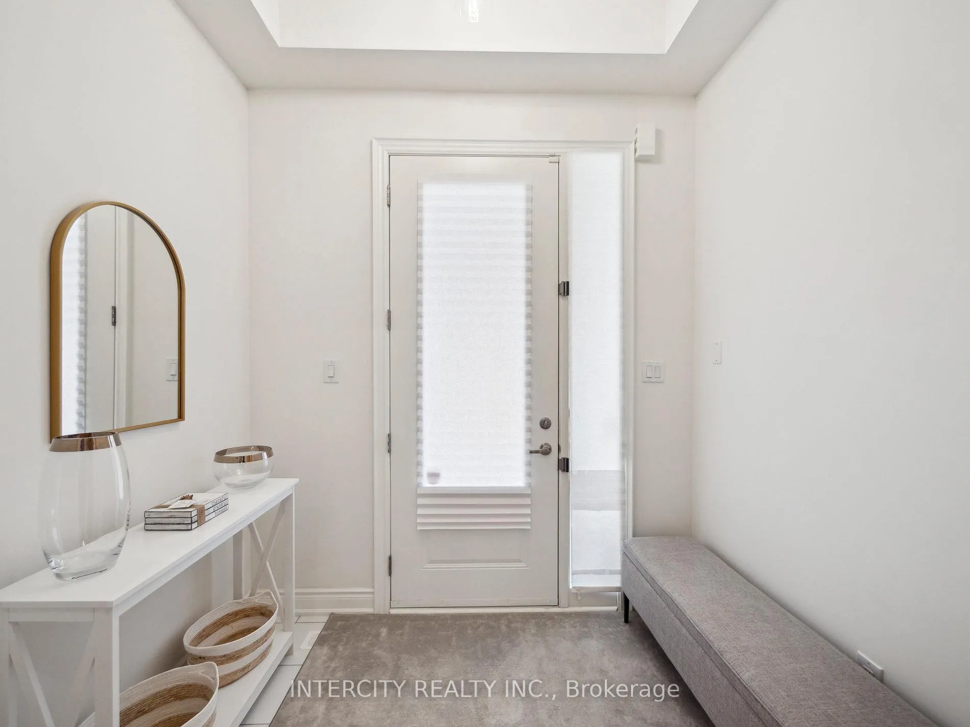 Photo 3 of 9520 Weston Road, Vaughan, Vellore Village — HOMEH