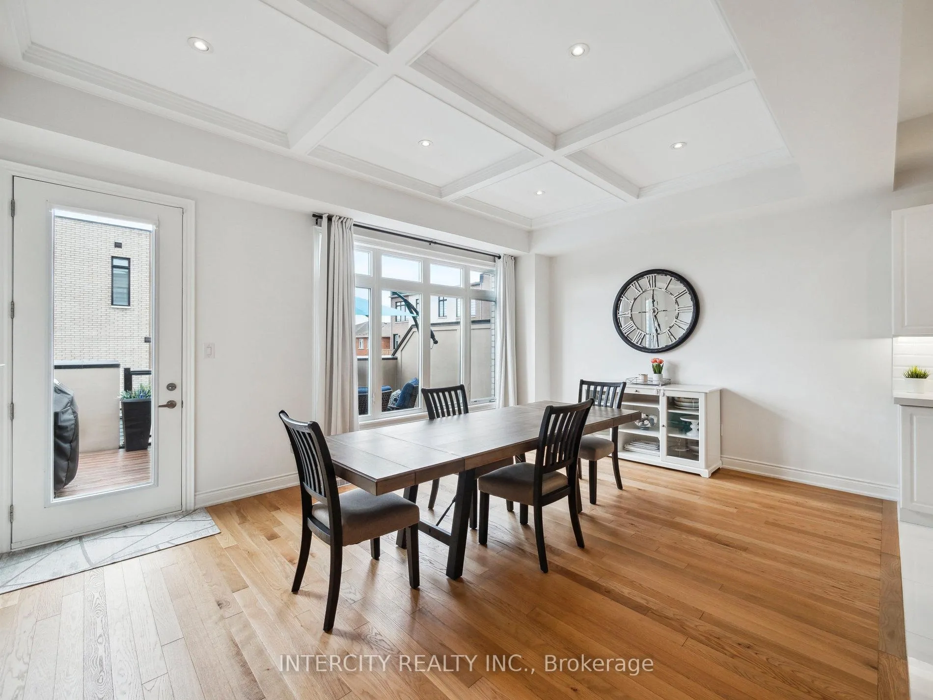 Photo 13 of 9520 Weston Road, Vaughan, Vellore Village — HOMEH