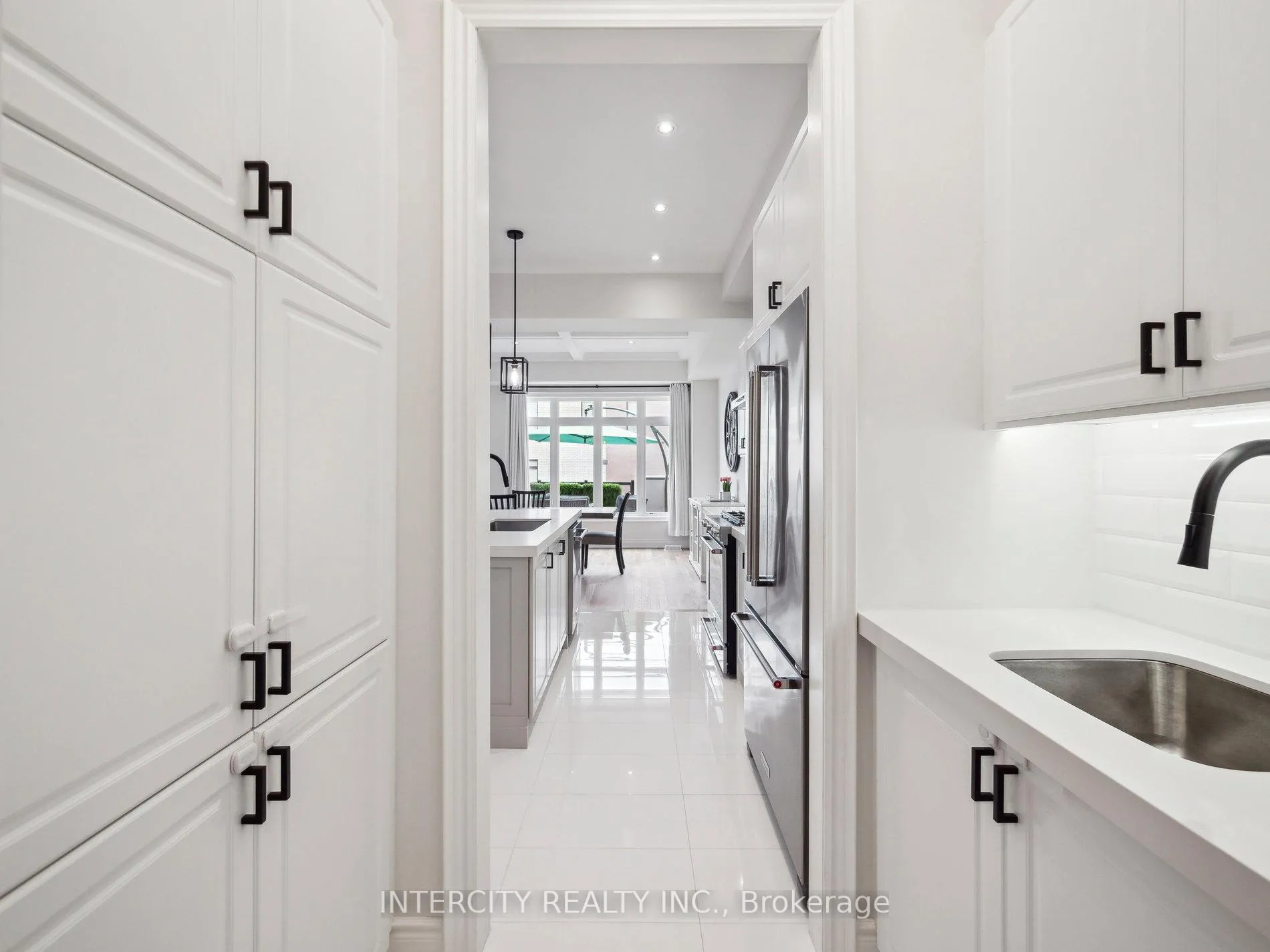 Photo 15 of 9520 Weston Road, Vaughan, Vellore Village — HOMEH