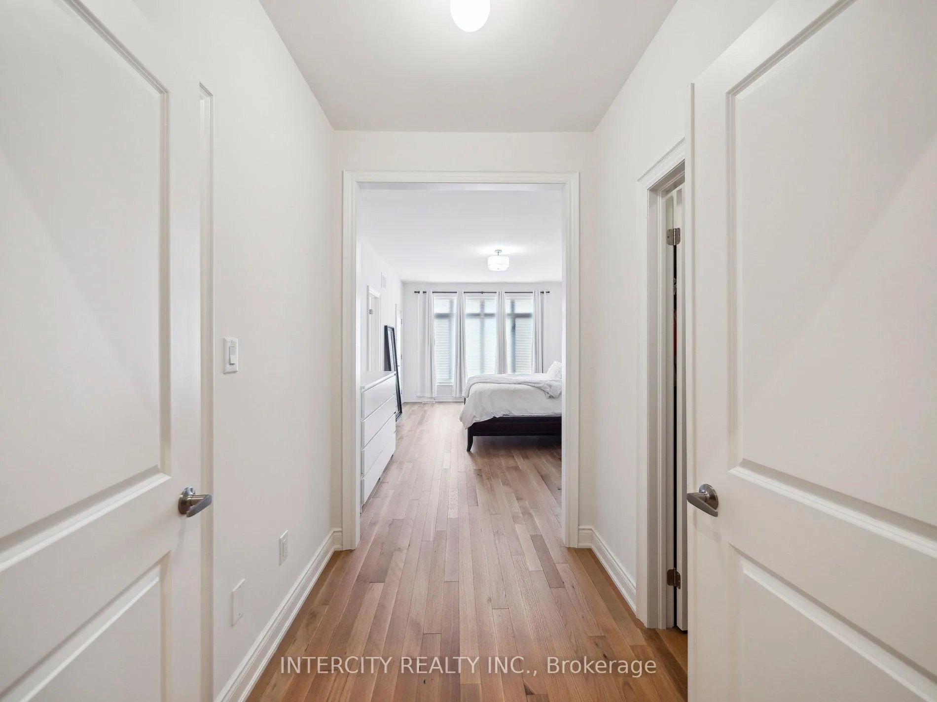 Photo 17 of 9520 Weston Road, Vaughan, Vellore Village — HOMEH