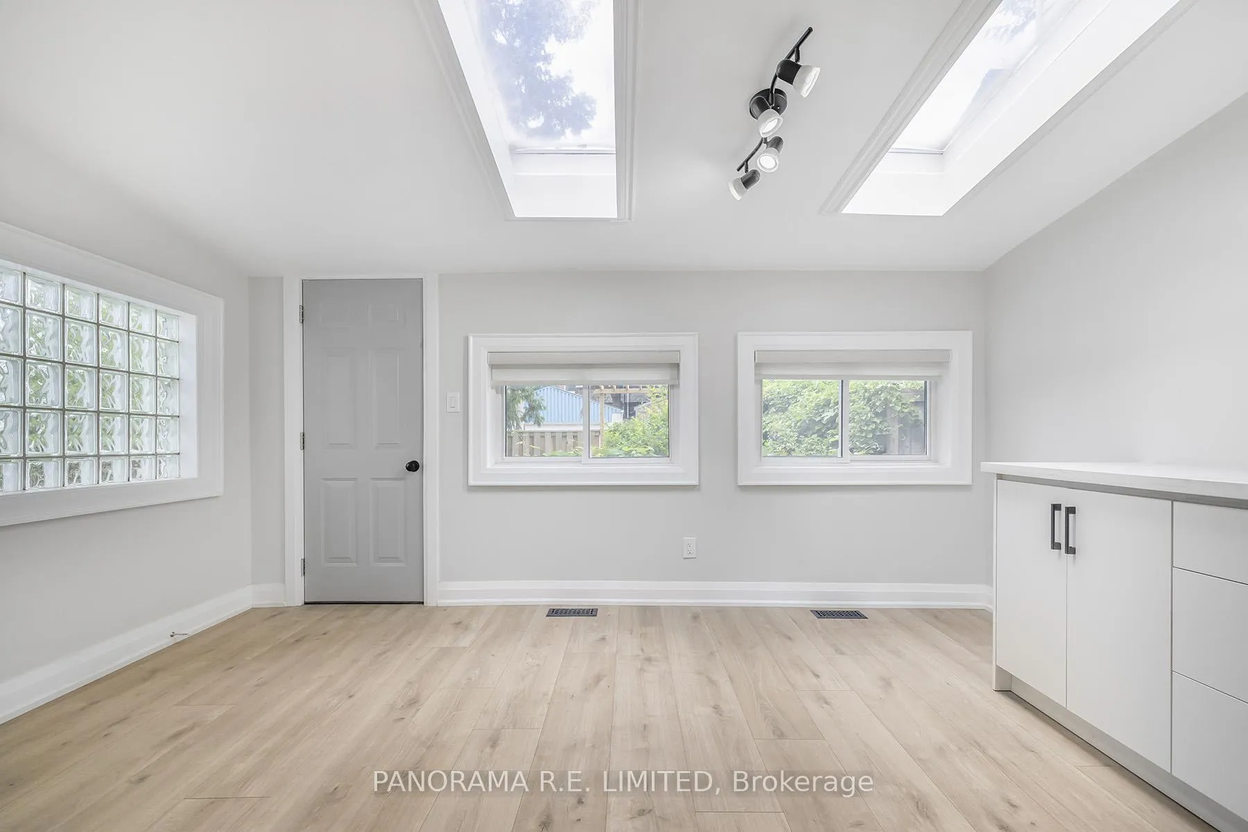 Photo 8 of 140 Wolfrey Avenue, Toronto, North Riverdale — HOMEH