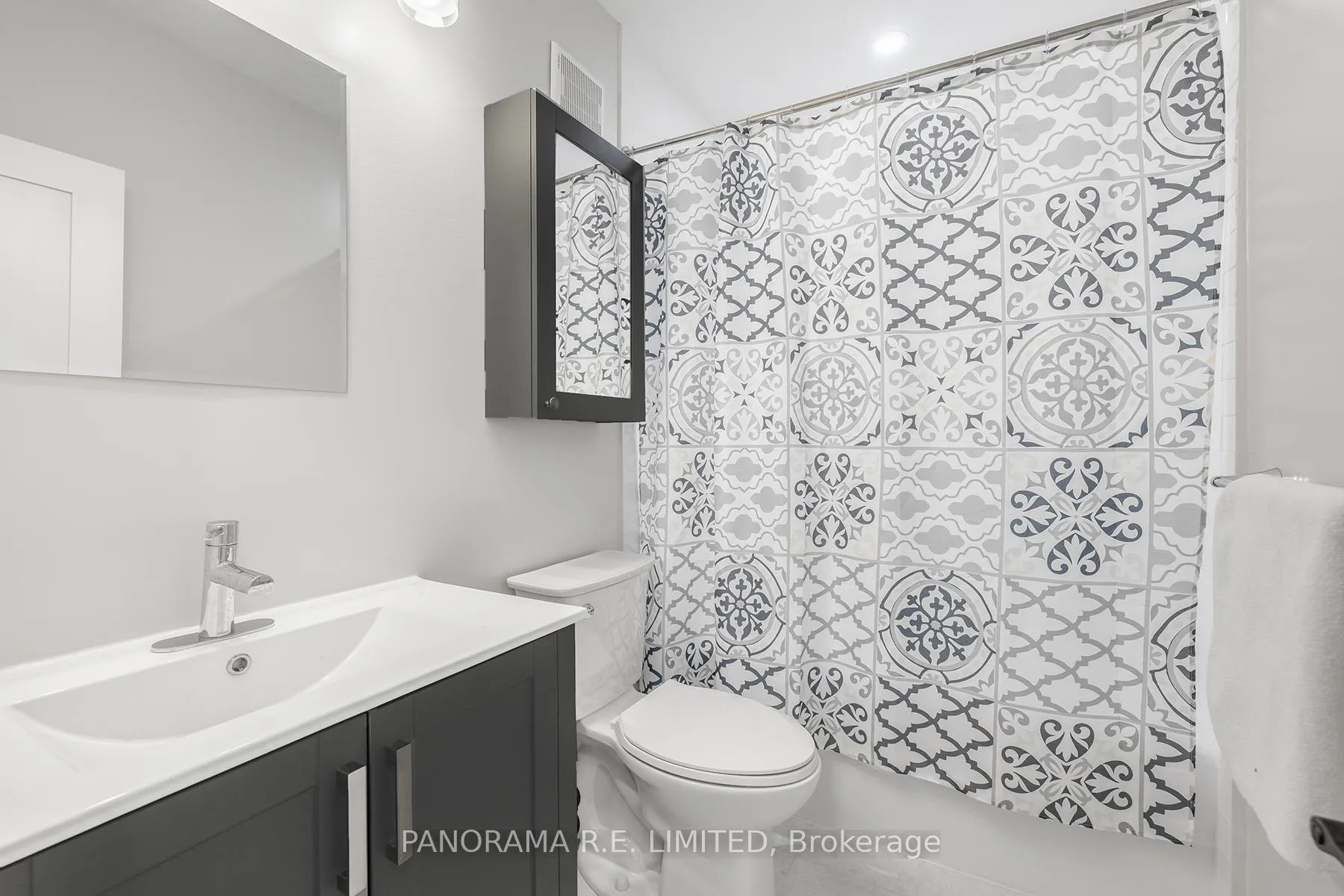 Photo 18 of 140 Wolfrey Avenue, Toronto, North Riverdale — HOMEH