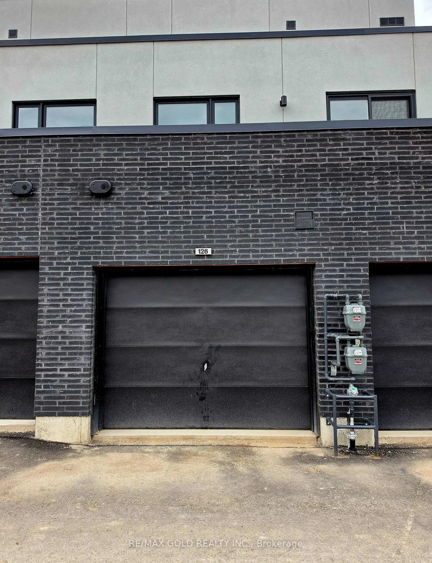 Photo 6 of 126 Everett Common, St. Catharines, Oakdale — HOMEH
