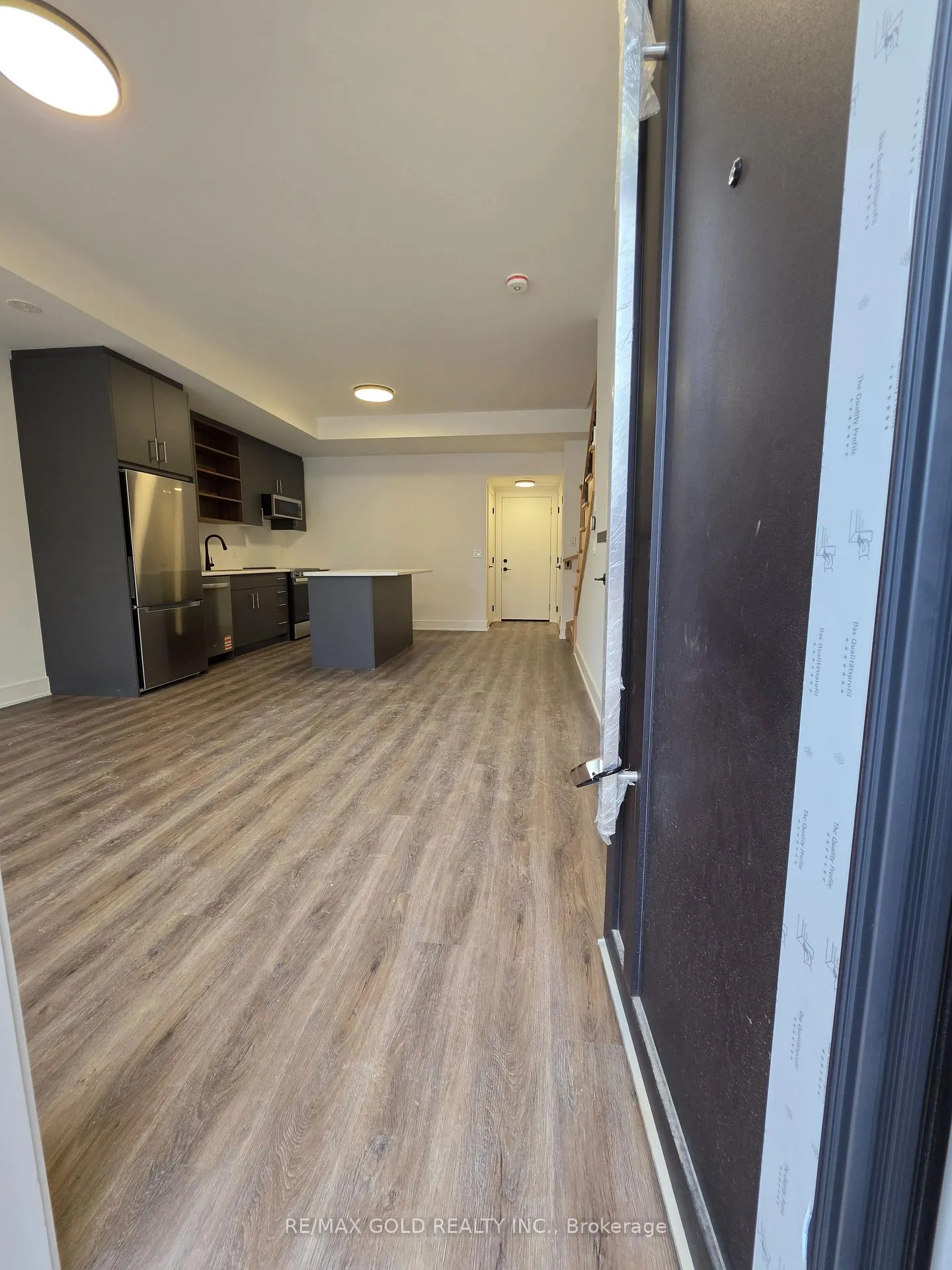 Photo 8 of 126 Everett Common, St. Catharines, Oakdale — HOMEH