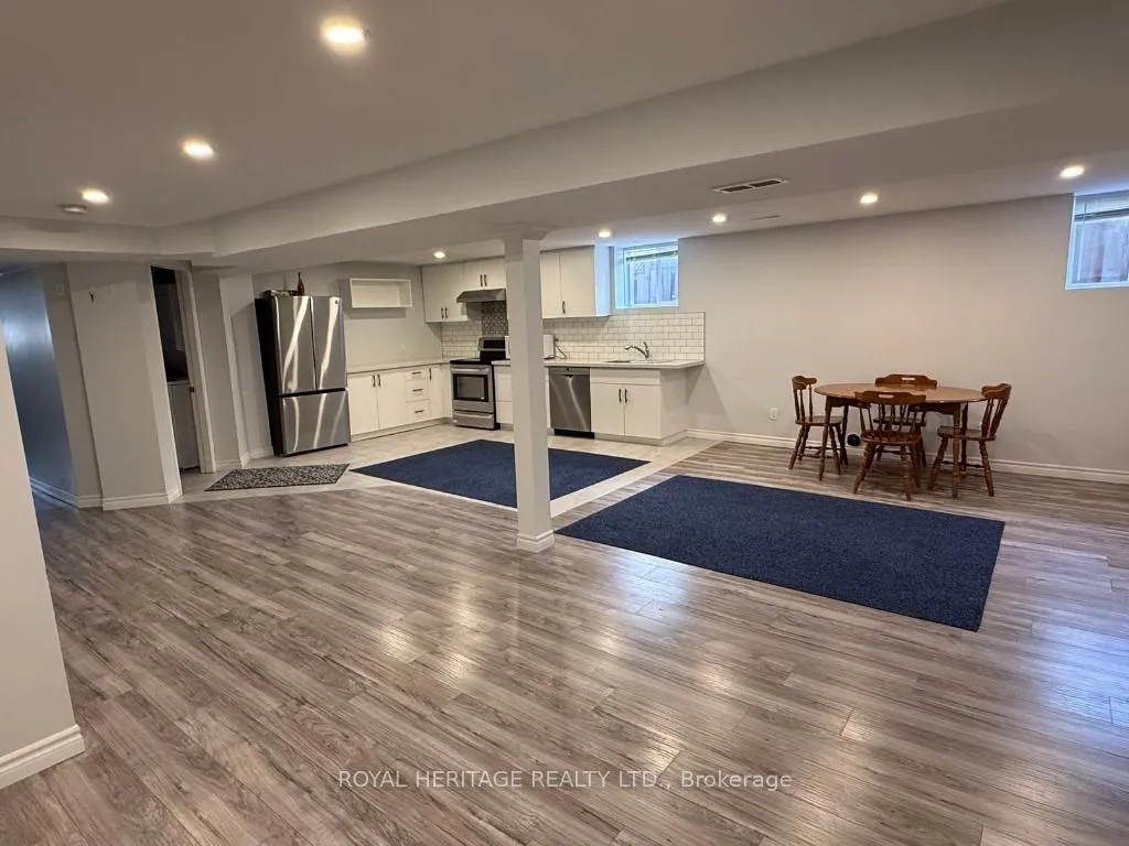 Photo 8 of 27 Wetherburn Drive, Whitby, Williamsburg — HOMEH