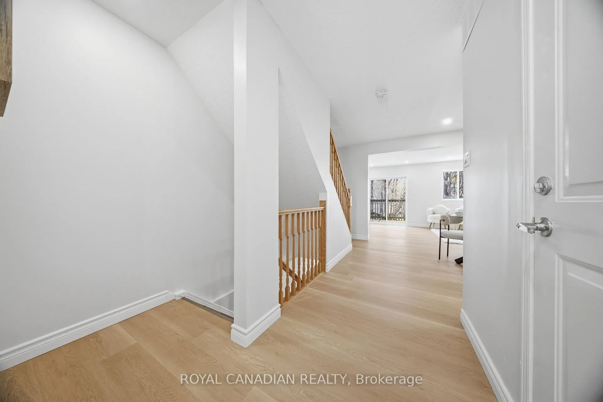 Photo 8 of 1496 Franklin Boulevard, Cambridge — HOMEH
