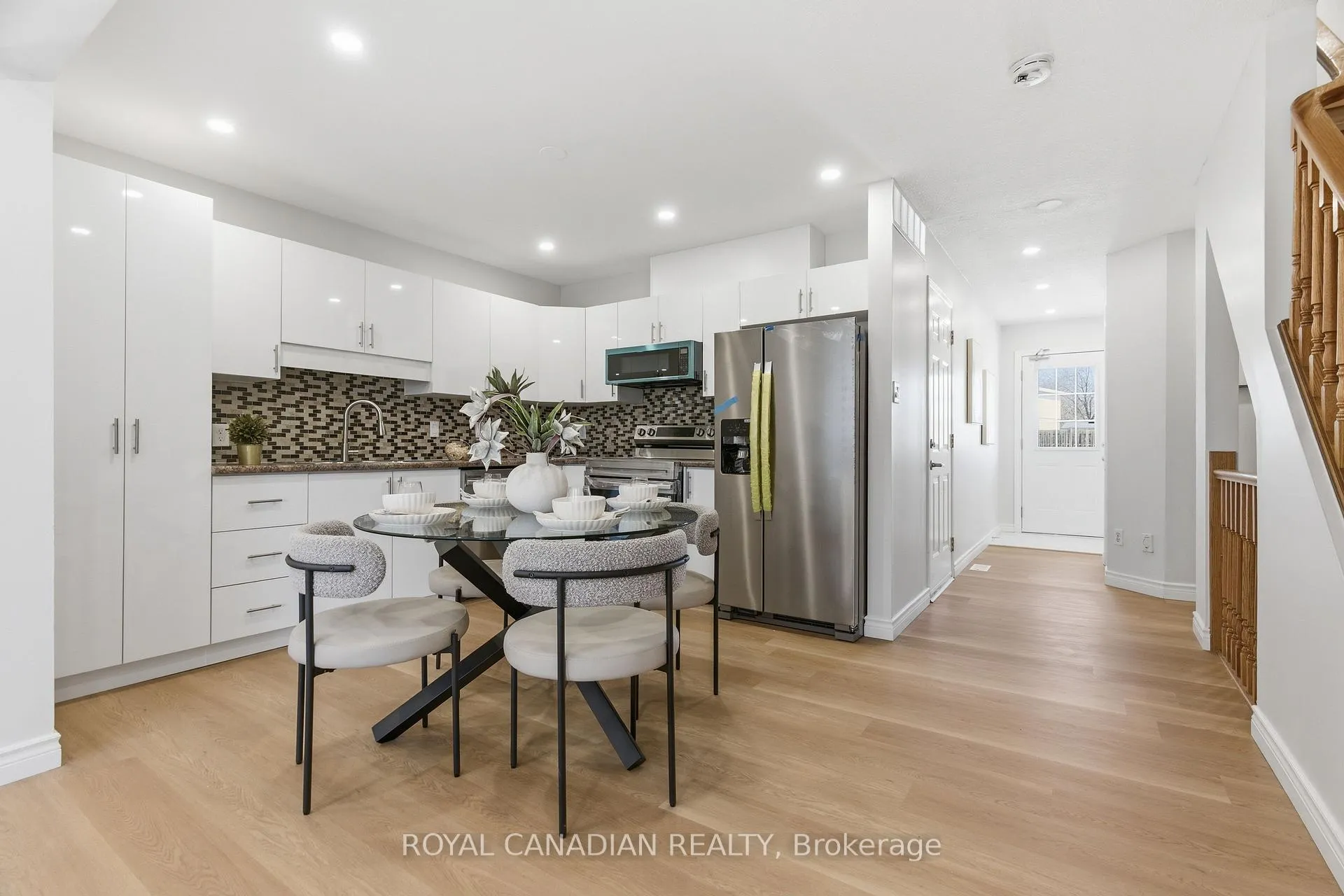 Photo 10 of 1496 Franklin Boulevard, Cambridge — HOMEH